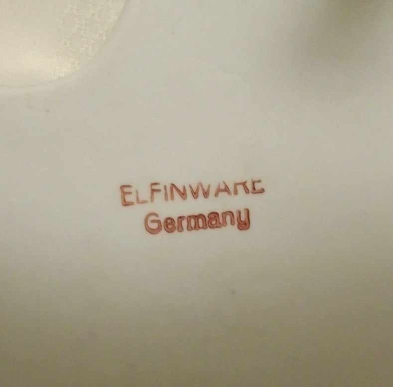 LARGE ELFINWARE PORCELAIN PIANO 5″ X 6″ X 5 1/2″ 1939-1941 GERMANY VINTAGE