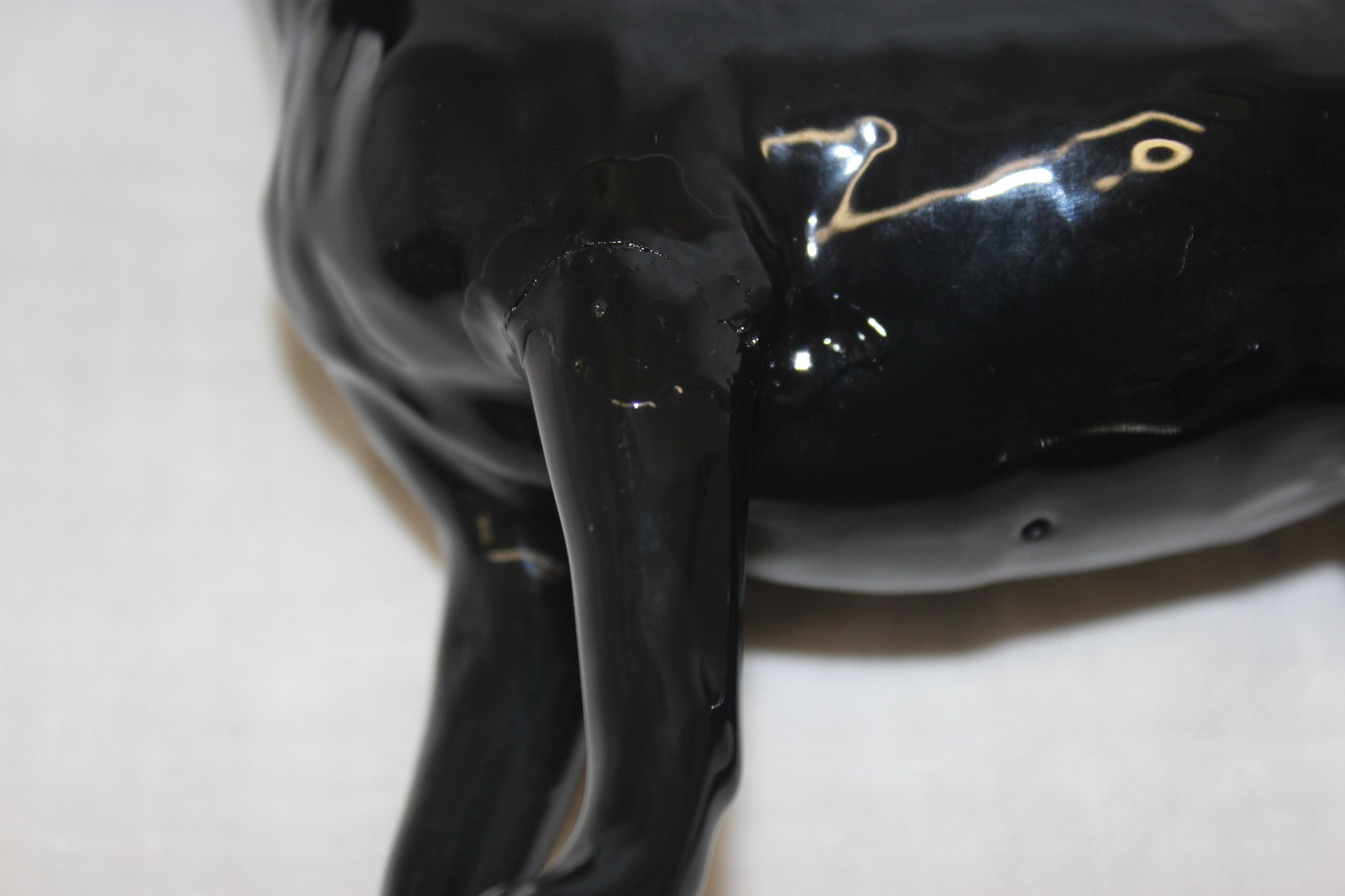 Beswick England Black Glazed Lab Dog Figurine Labrador 8 1/2″ long