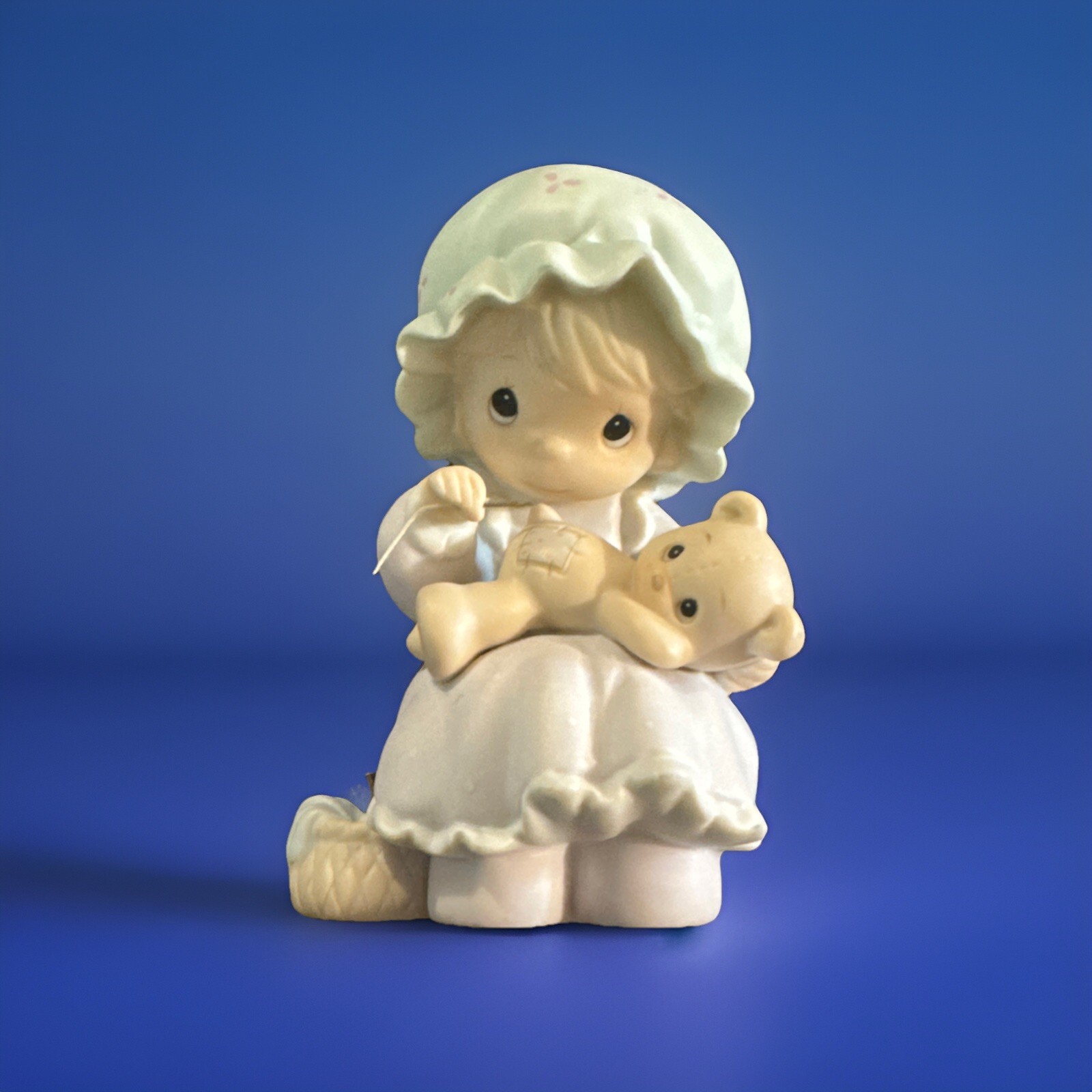 Precious Moments “You Are A Blessing To Me” 1990 Figurine PM902 Club Edition