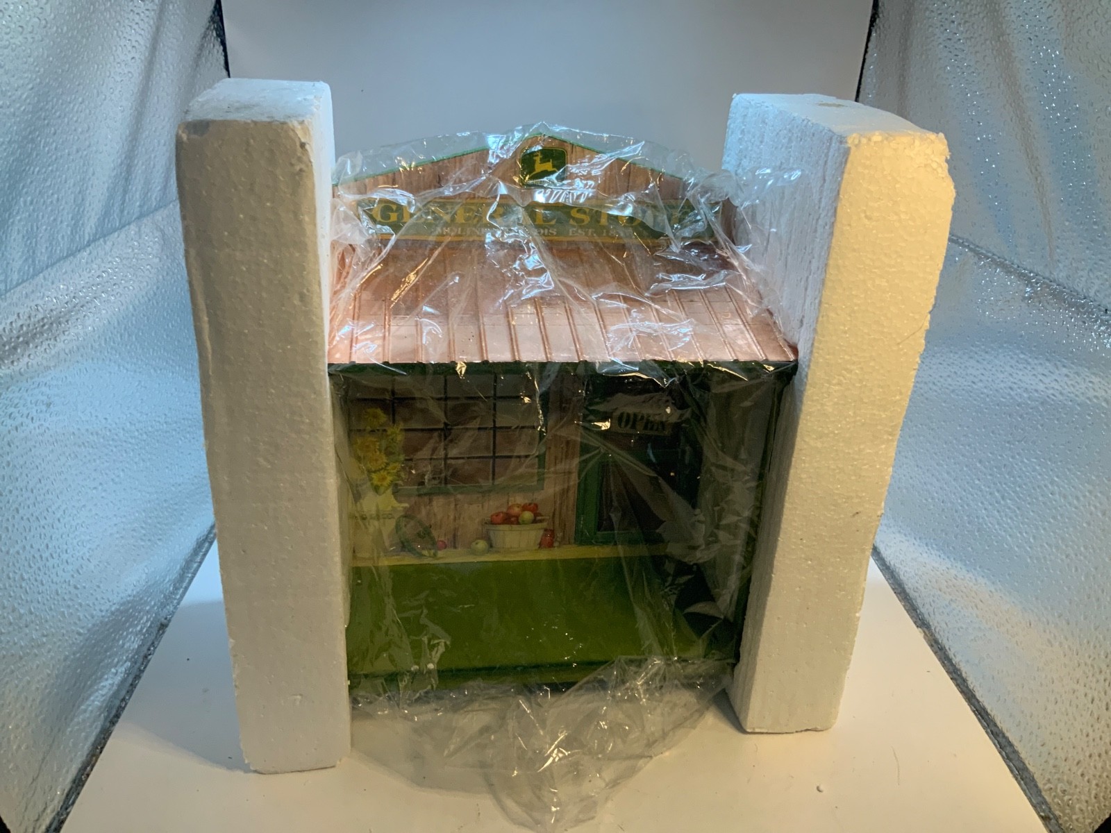 Mary’s Moo Moos John Deer General Store Display Enesco new open no box