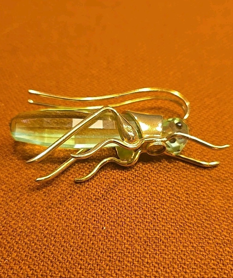 Swarovski Paradise Bug Aptera Chrysolite Grasshopper 250469 Silver W/Gold No Box