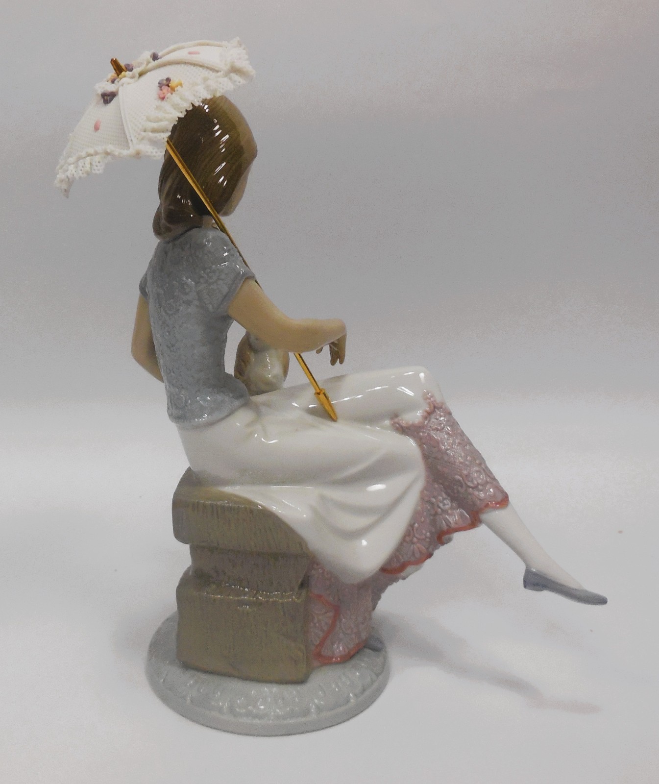 Lladro 7612 Descanso En El Paseo “Picture Perfect”