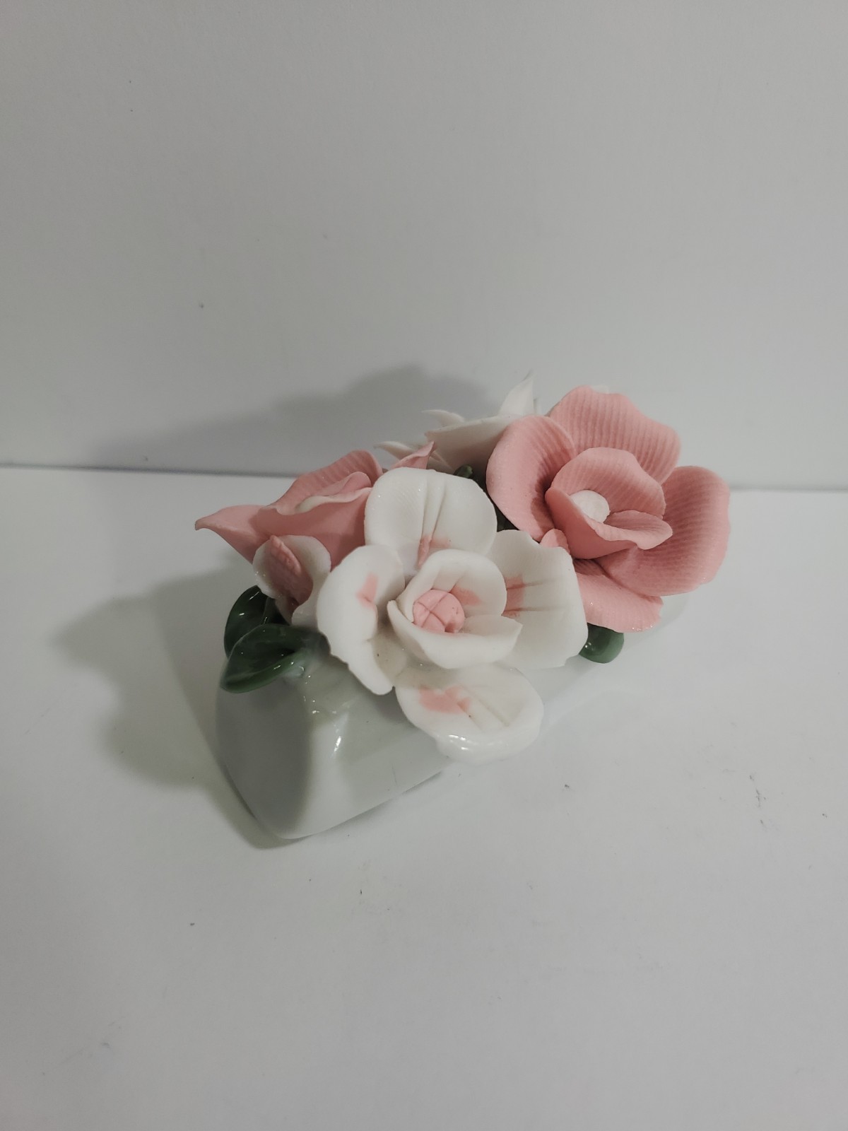 Vintage Capodimonte Style Pink Porcelain Rose Figure 3D Roses Romantic Decor 3.5