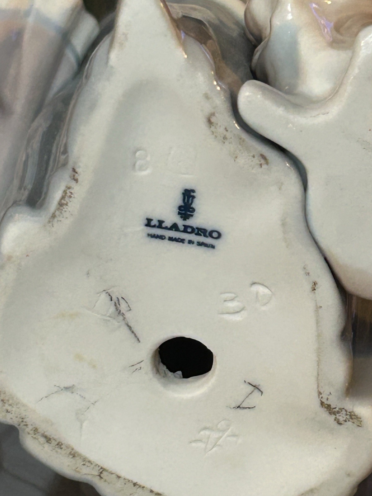 Lladro Lady with Dog and Umbrella Retired w/ Box Excellent