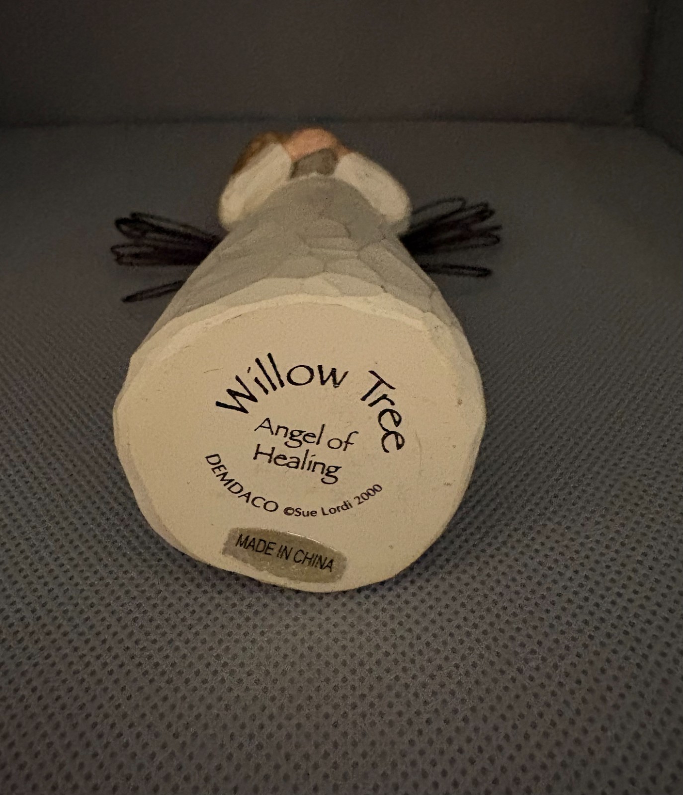 Willow Tree Angel of Healing Figurine DEMDACO Sue Lordi 2000