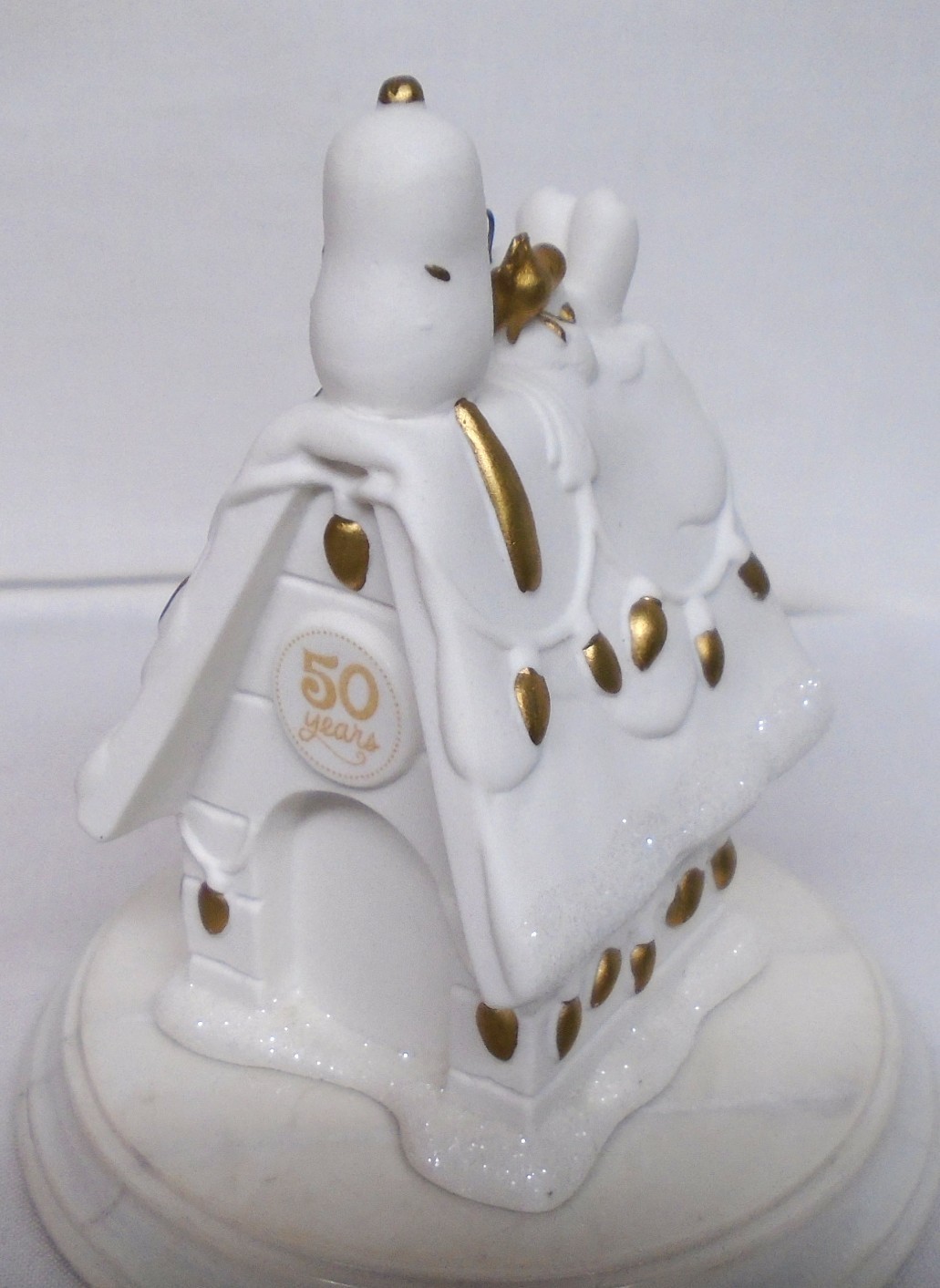 Hallmark Peanuts Gang Ornament 50th Anniversary Doghouse 2015 Snoopy Woodstock U