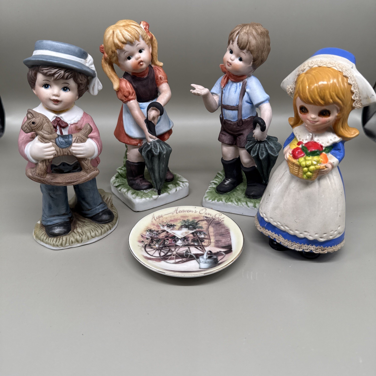Vintage Lot of 5 Random -includes Figurines & small hope plate, , 1970’s – 1980s