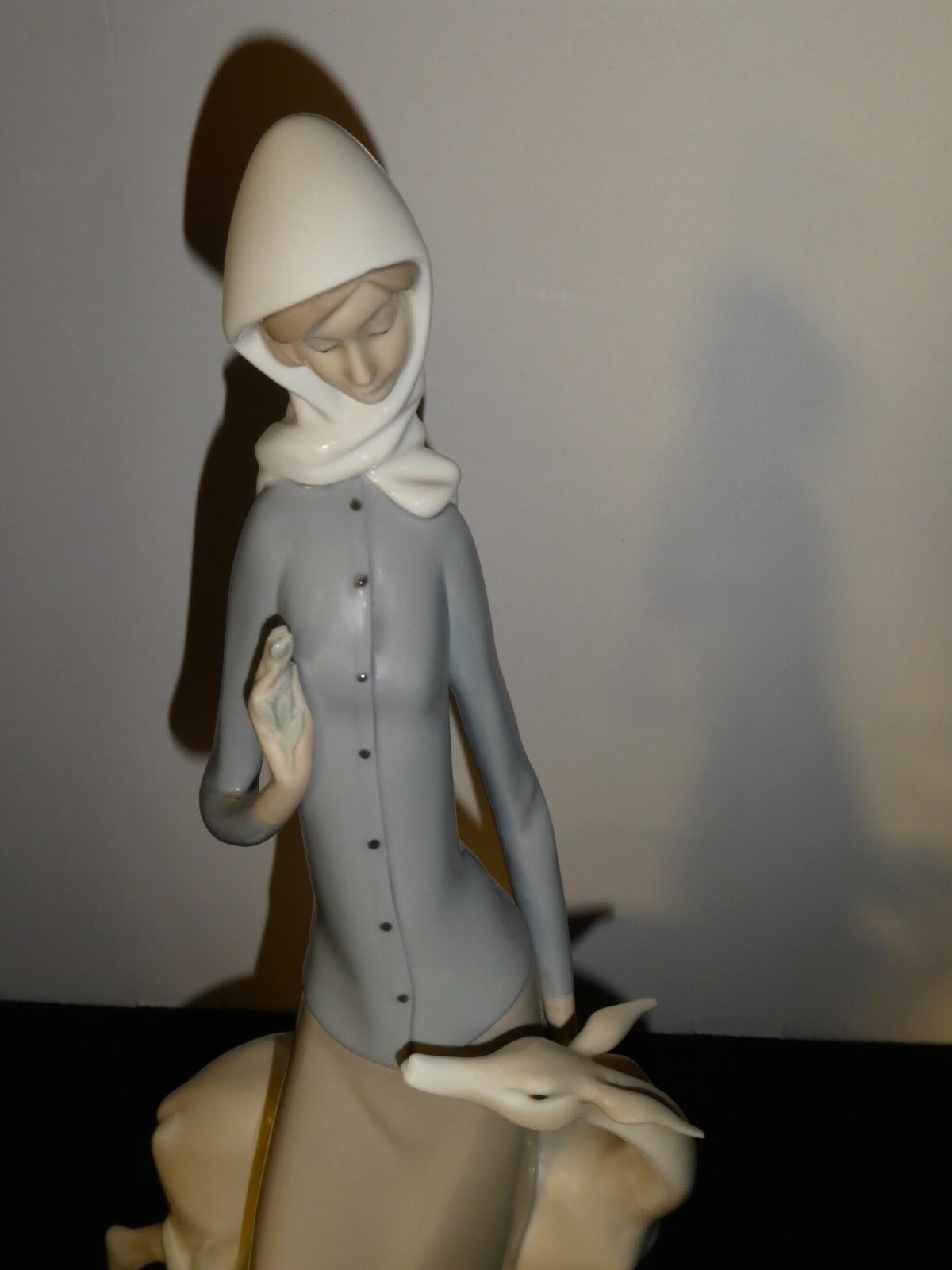 Lladro DIANA & FAWN by Fugencio Garcia. #4514. 3rd Mark 1971-1974. 18″H. MINT