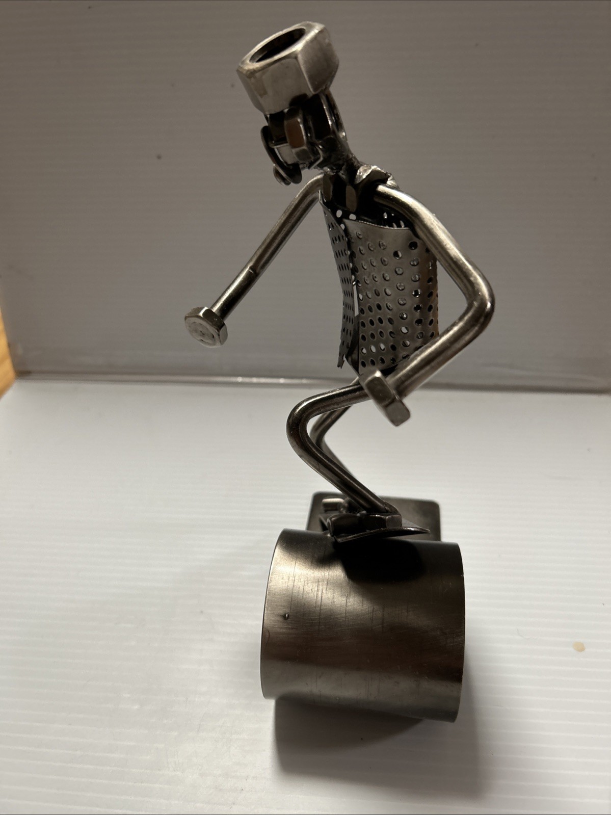 NUTS AND BOLTS BOARD SKIER PERSON SKI METAL FIGURE ART MAN CAVE INDUSTRIAL LOOK