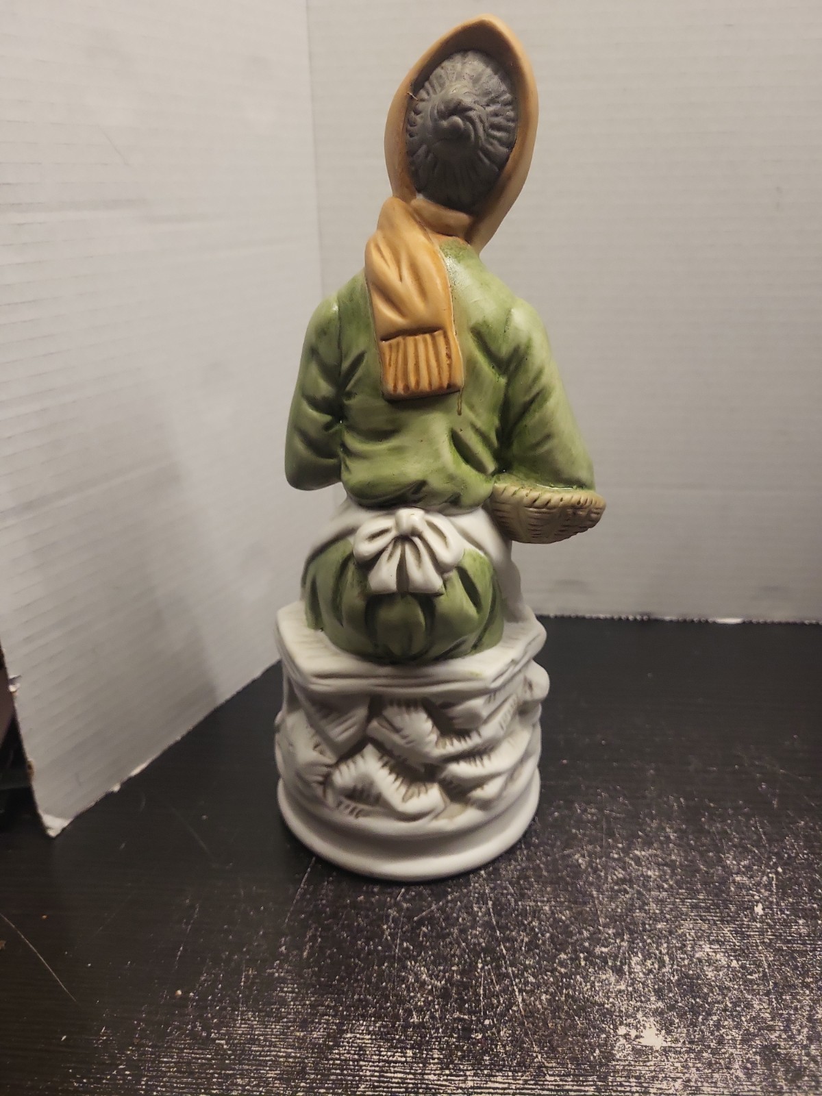 Retro Seated Old Lady With Grapes Marquise Collection Porcelain Figure