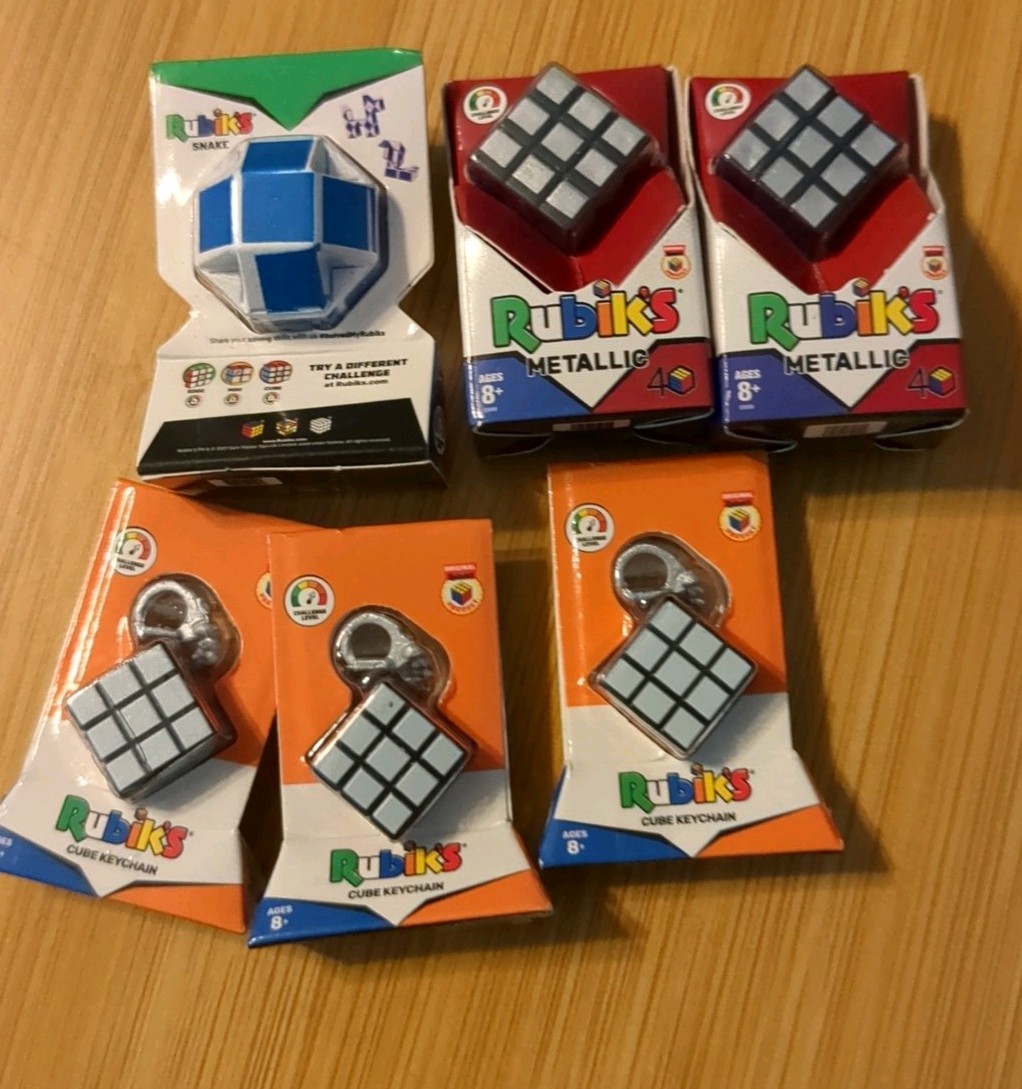 ZURU Mini Brands Toy Series RUBIK’S CUBE LOT of 6 Snake Metallic Keychain Mini
