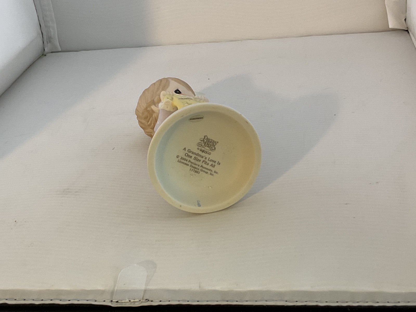 Lot #2314 New Precious Moments 117801 Porcelian Figurine in Box