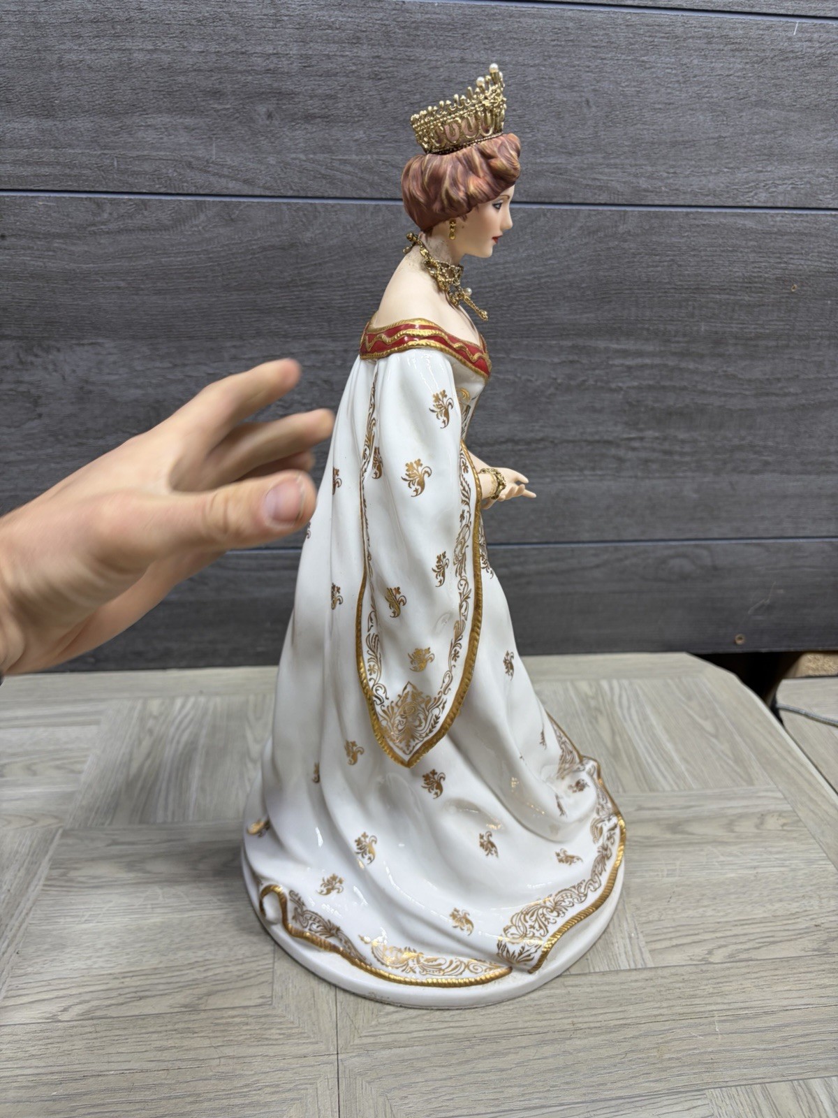 The Franklin Mint Faberge Empress Alexandra Porcelain Statuette 1989 Gold Statue
