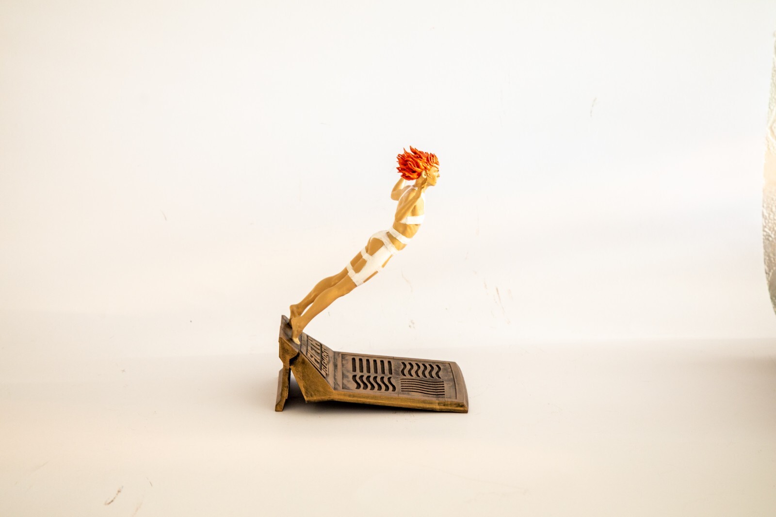 Jumping Leeloo Statue from The 5th Element Movie , 3D printed and hand painted