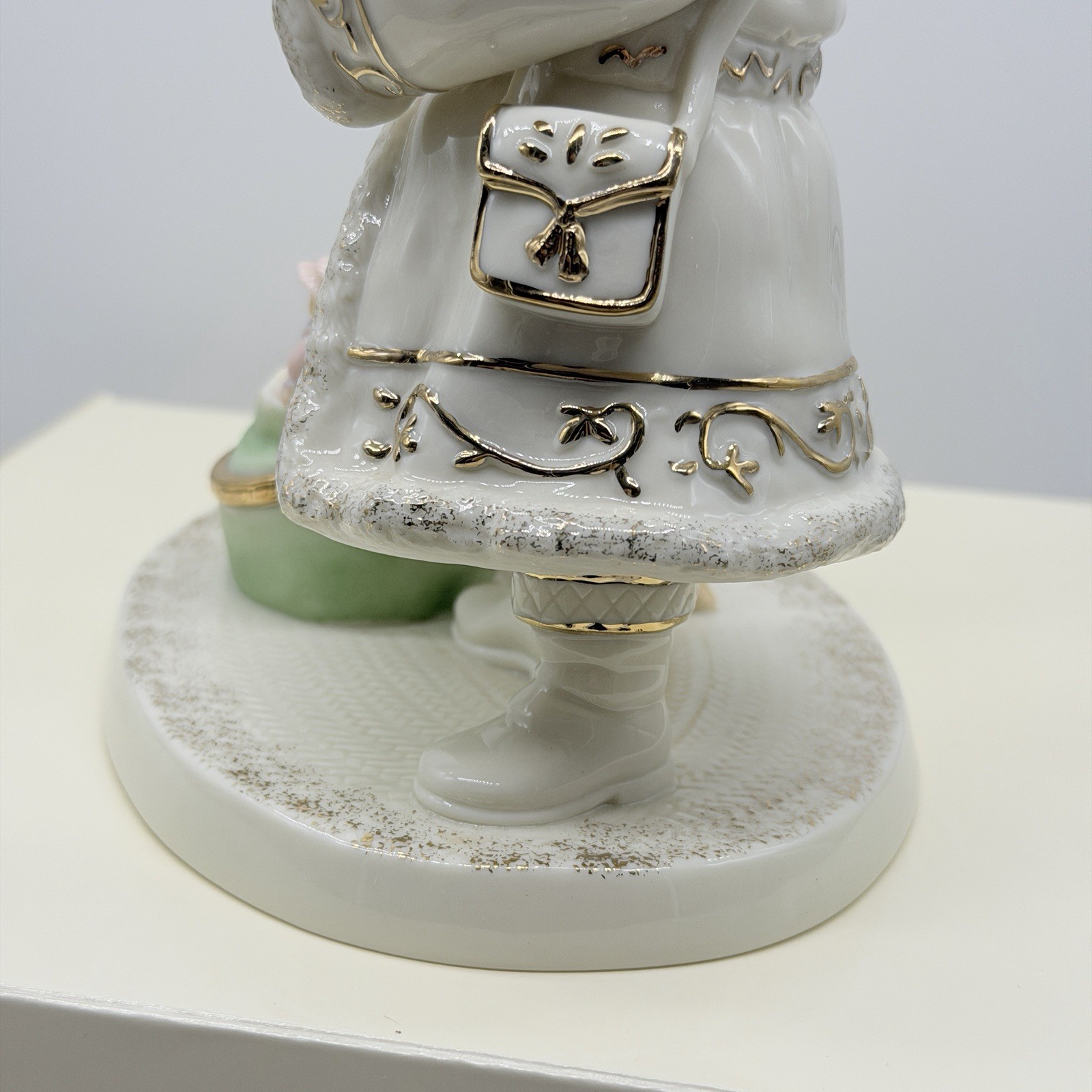 Lenox Classic International Babbo Natale Santa Figurine 24KT Gold COA & Box