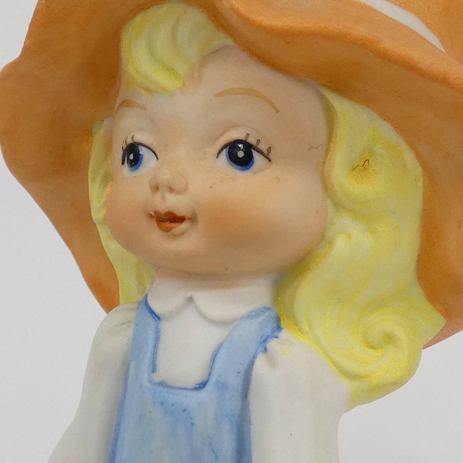 Vintage 70s adorable bonnet girl figurine with bunny unmarked WPJM2