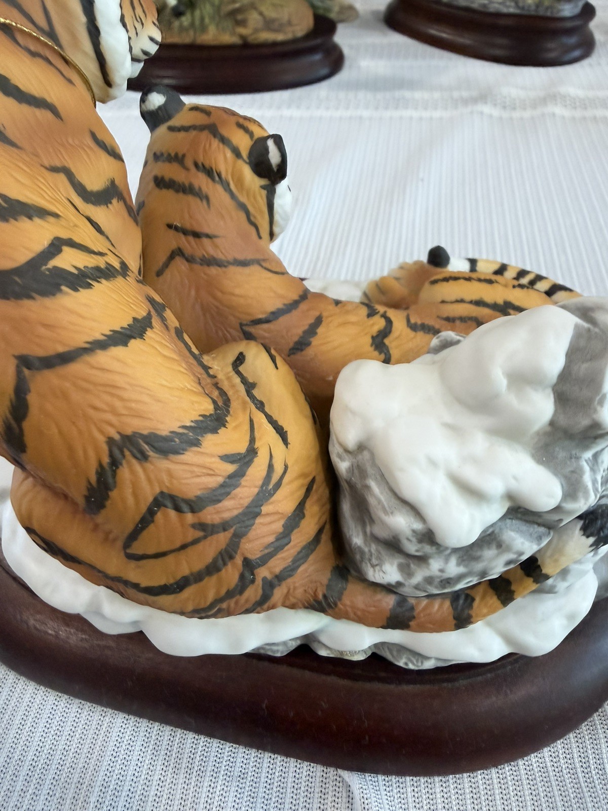 1996 Home Interior Siberian Tigers Endangered Species Masterpiece Porcelain ~ NM