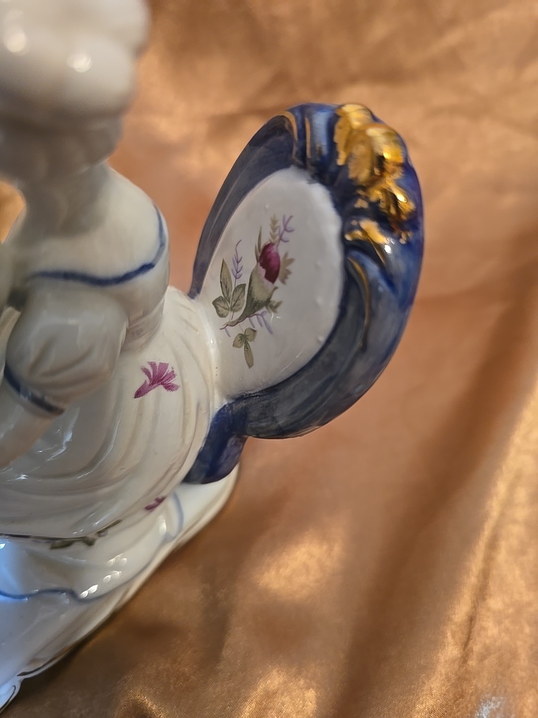 Rare Blue&white Porcelain Colonial/ Victorian Couple Playing Harp/reading Figure