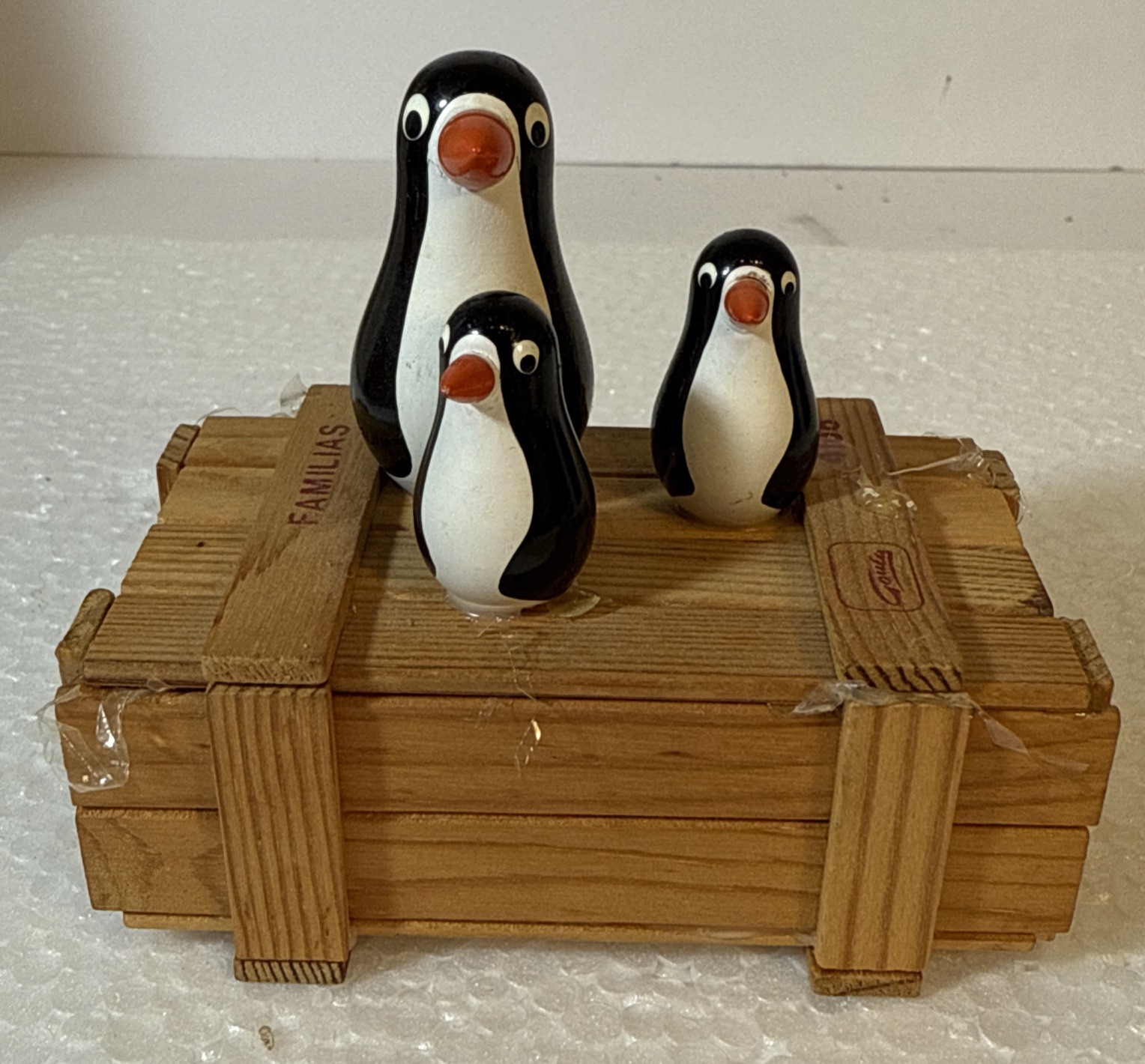 Vintage Goula Spain Penguin Family On Wood Crate Figurine