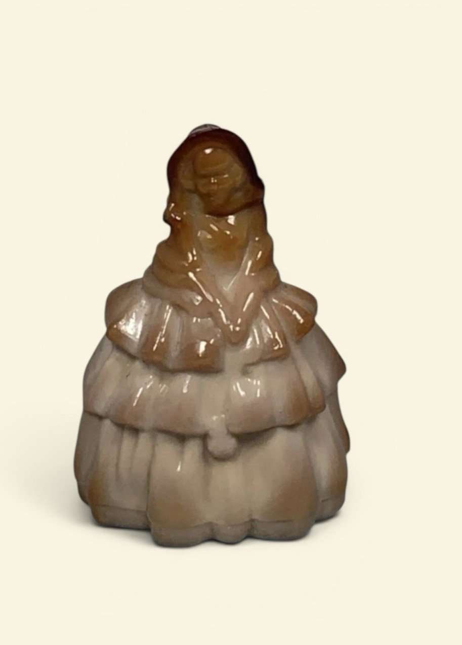 Boyd Art Glass Brown Slag Nancy Doll Lady Figurine B in Diamond 2 1/4″