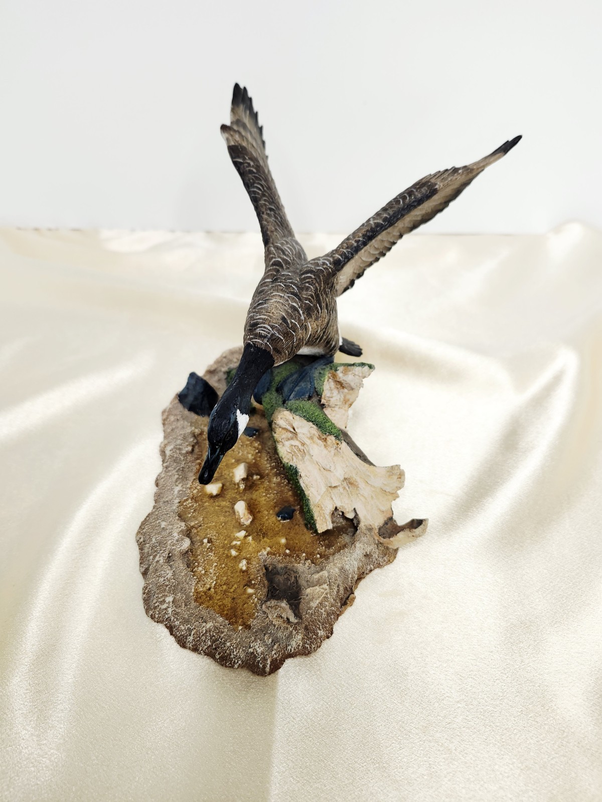 Second Nature Design Canada Goose Sculpture – Lim Ed 159/2500, Signed By Artist