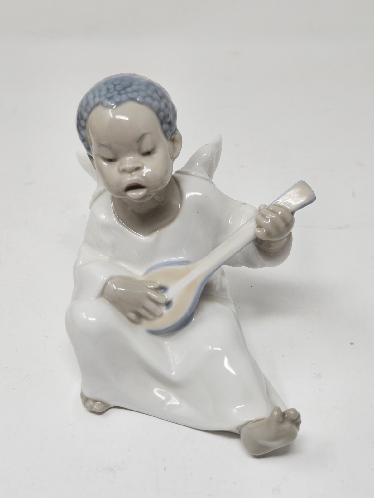 Lladro Black Legacy Collection Matte Black Angel Playing Lute #4537