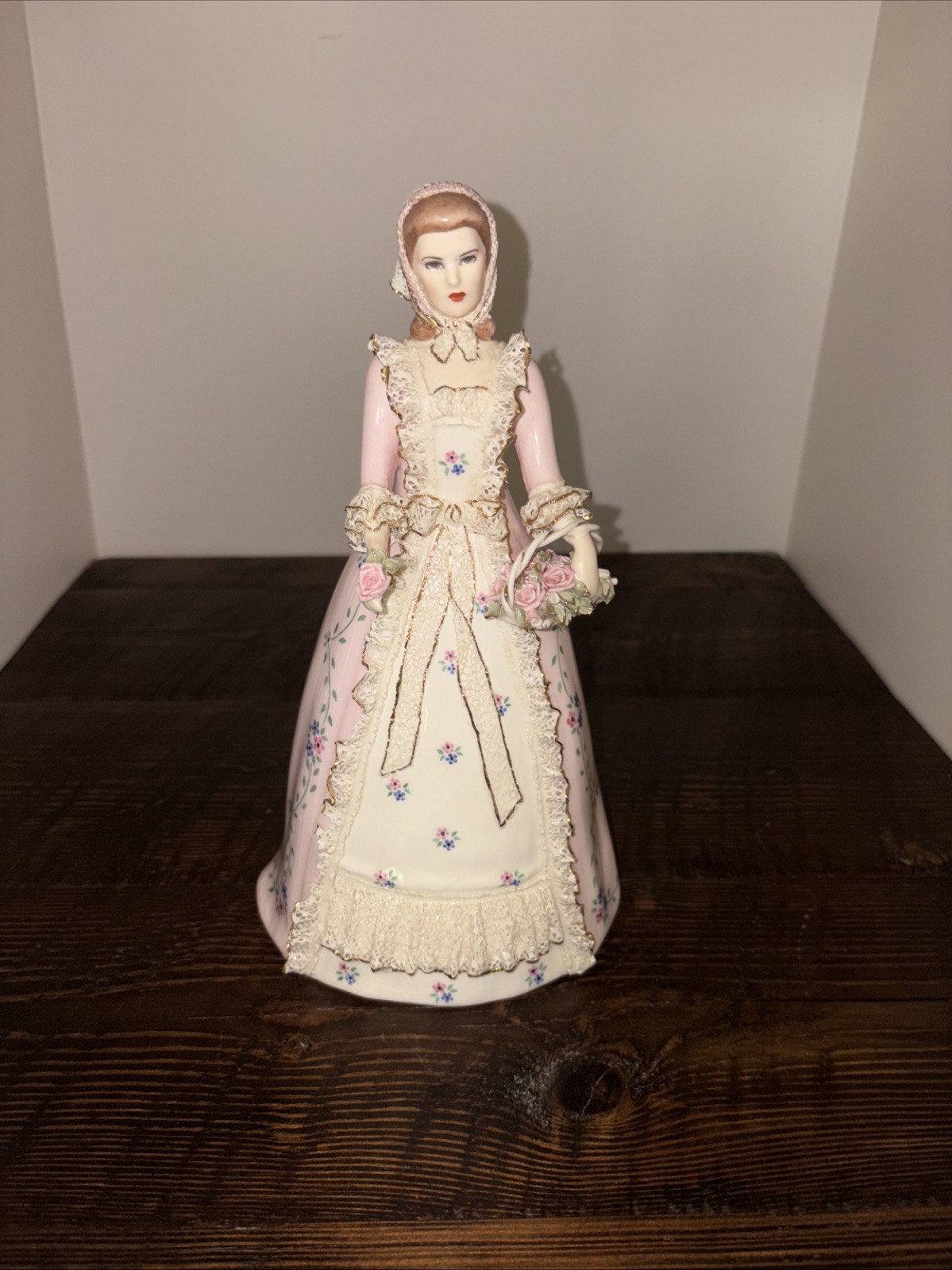 Lee Wollard Porcelain Figurine Prudence 104A