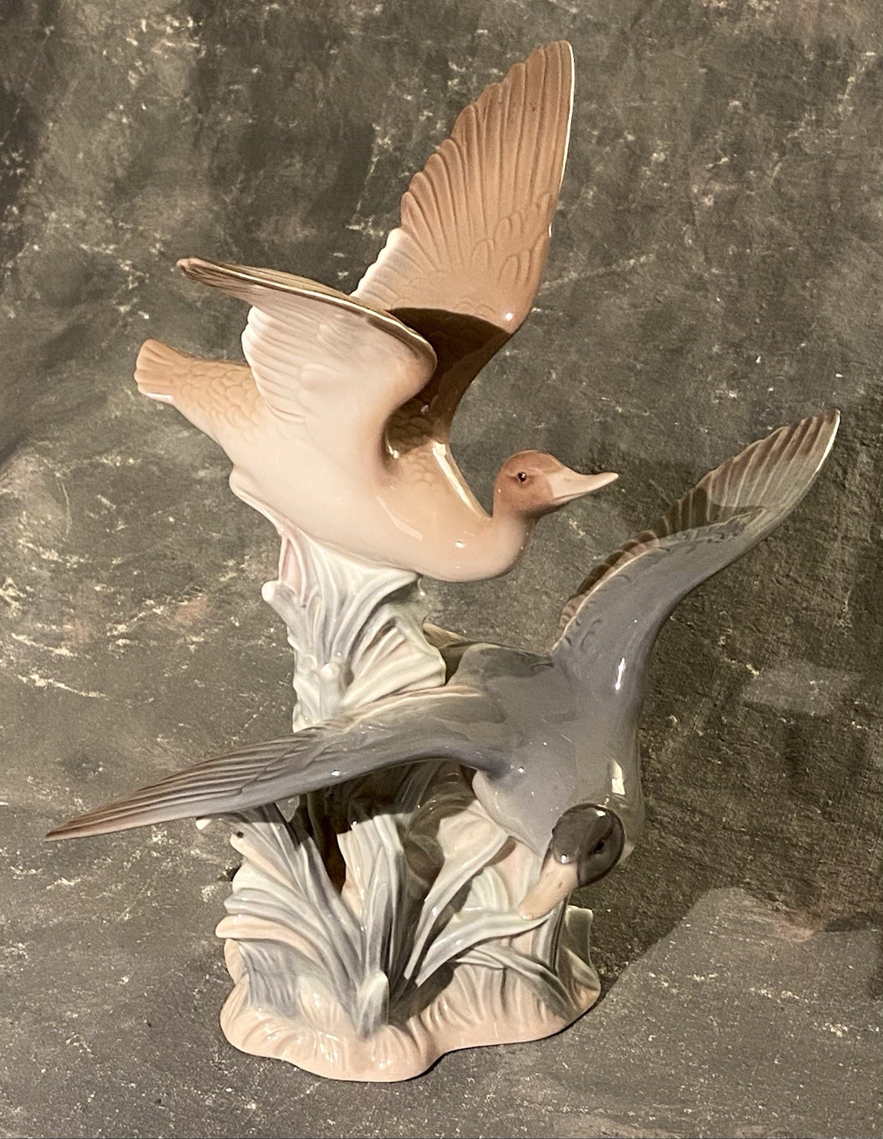 Pristine Vintage Lladro Figurine, 4759 Ducks Flapping Flying 12.75″ RETIRED