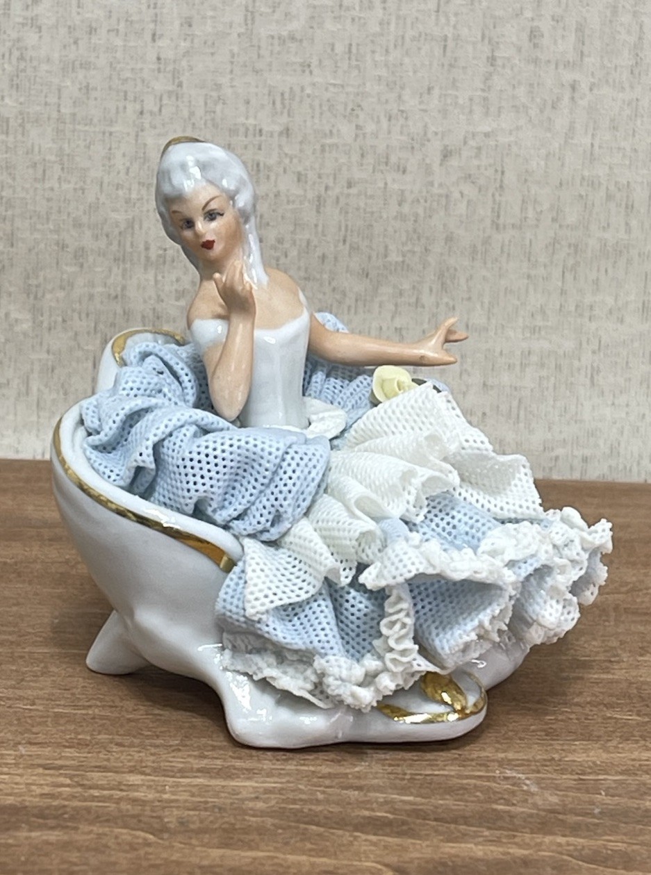 DRESDEN WOMAN DANCER PORCELAIN FIGURINE Blue Dress Sitting 3 Inch