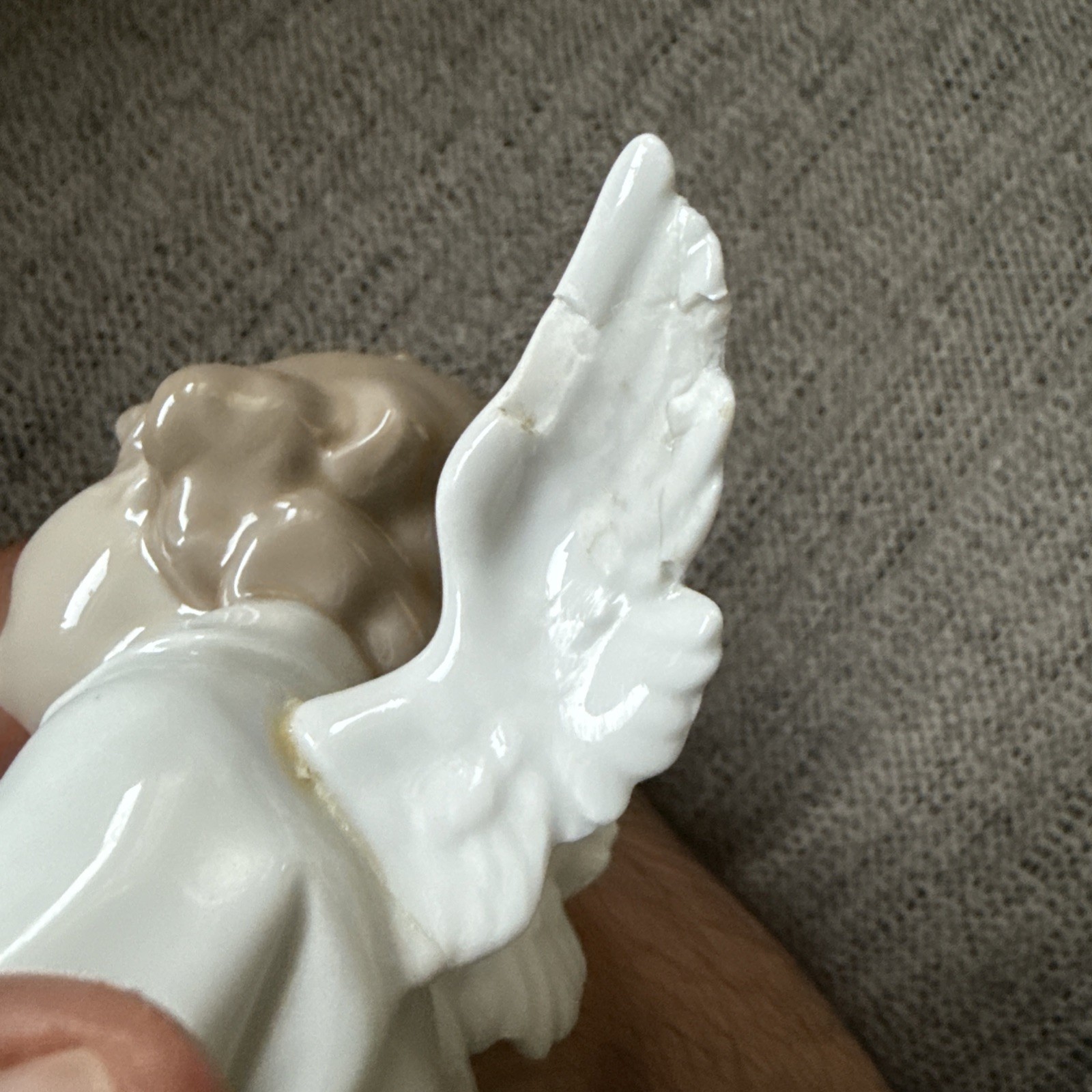 Lladro #4961 Angel Dreaming ~ Excellent Condition See Photos