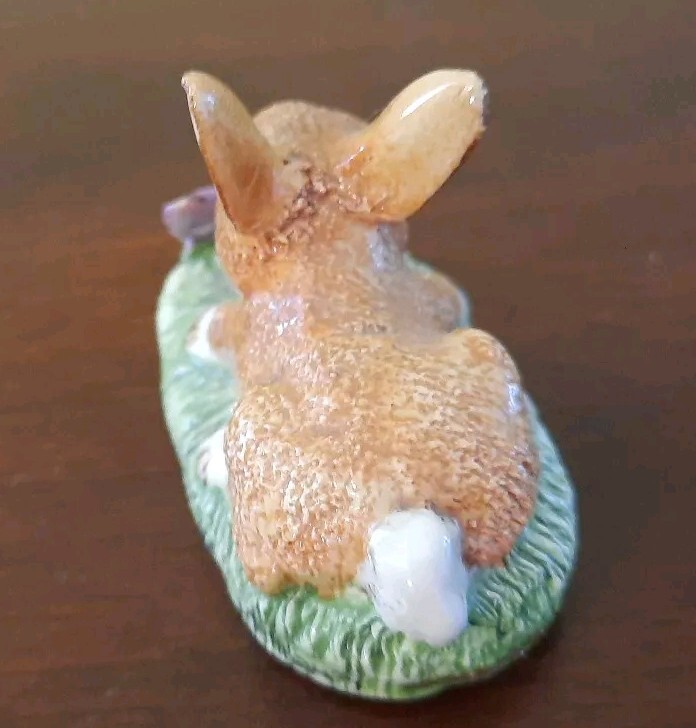 BASIL MATTHEWS BUNNY RABBIT AND BUTTERFLY VINTAGE BRITISH ART POTTERY
