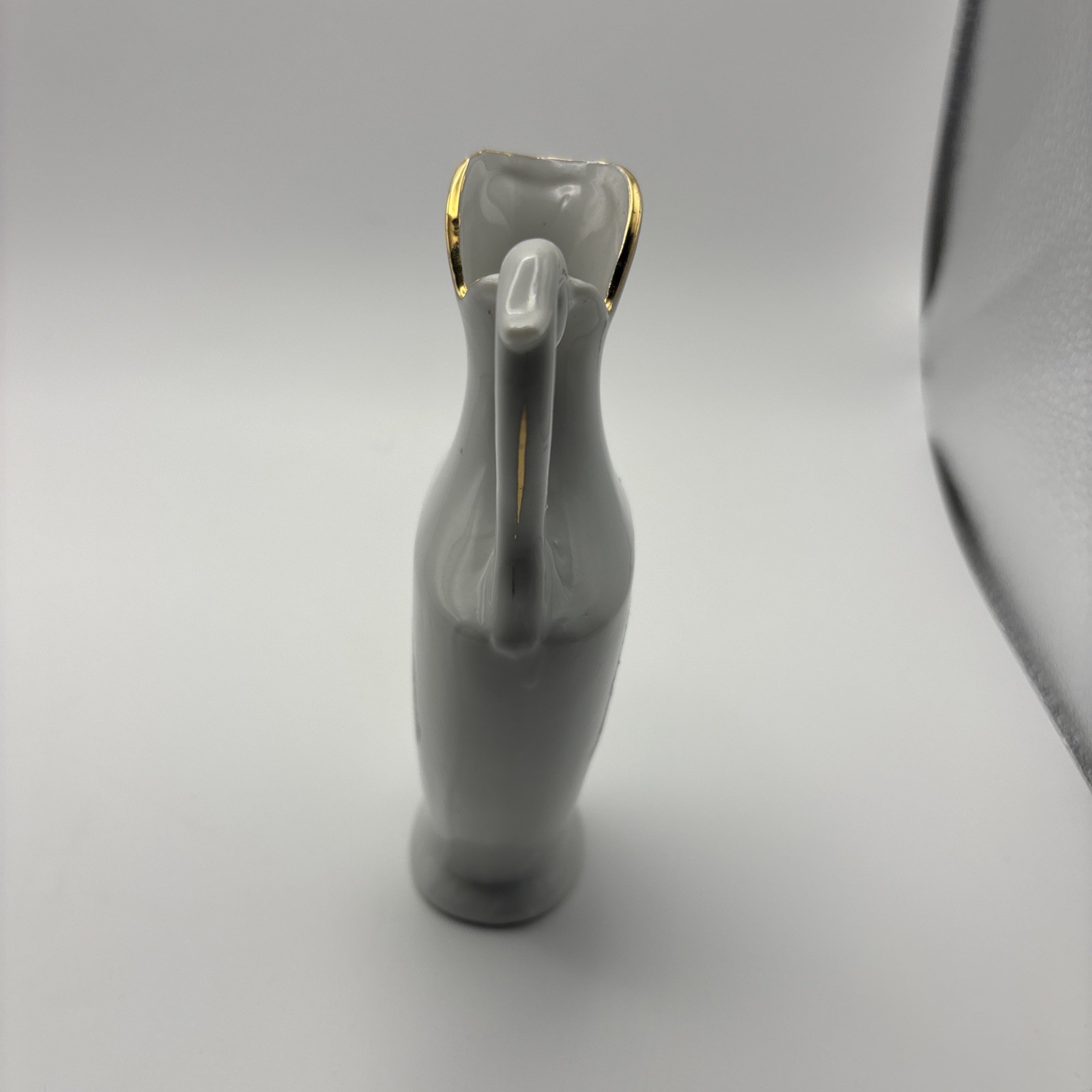Vintage Porcelain 5 1/4″ Bud Vase by Ardco Dallas, Fine Quality Made In Japan