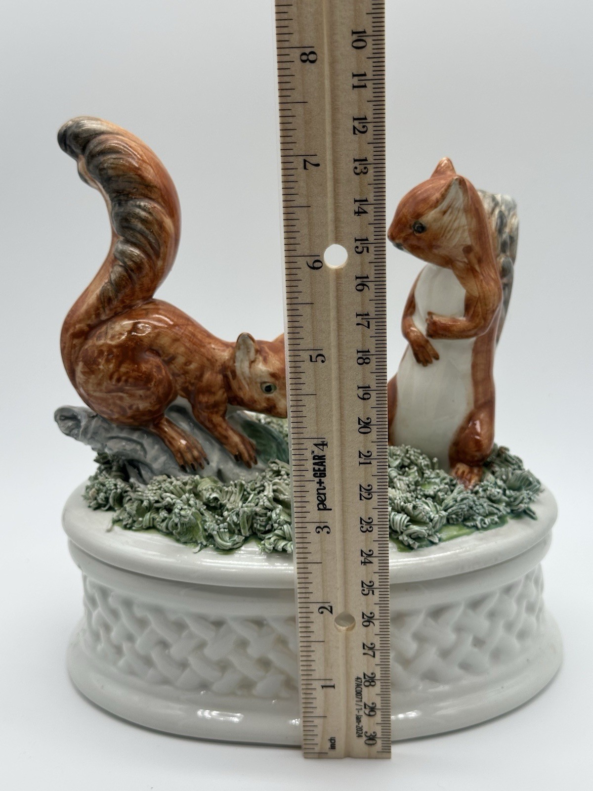 VTG NICE! Porcelain Squirrels handmade in Italy Fall Trinket Container Decor