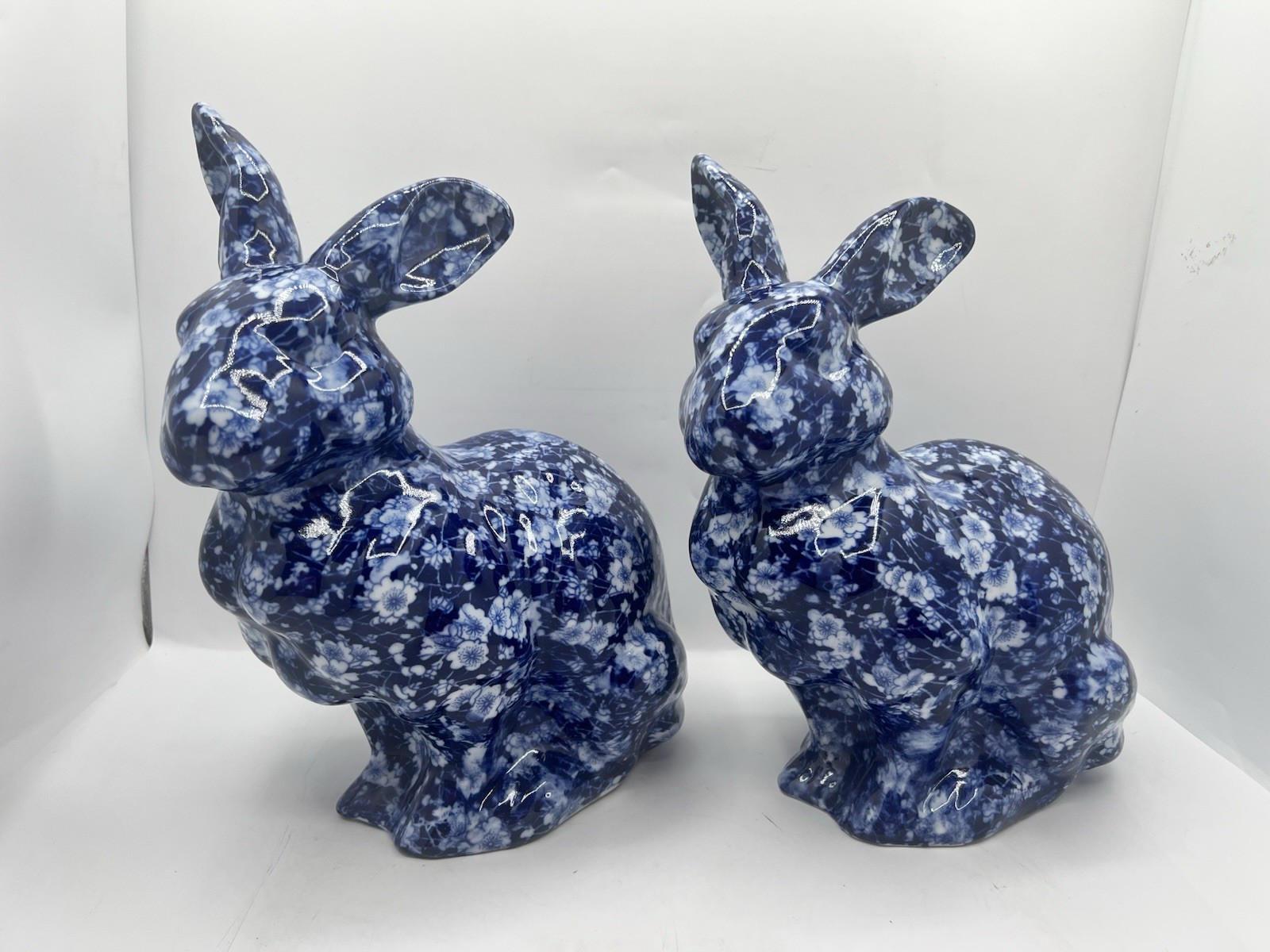 Pair Blue White Floral Ceramic Bunny Rabbits Chinoiserie Decor 12” Rare, NICE