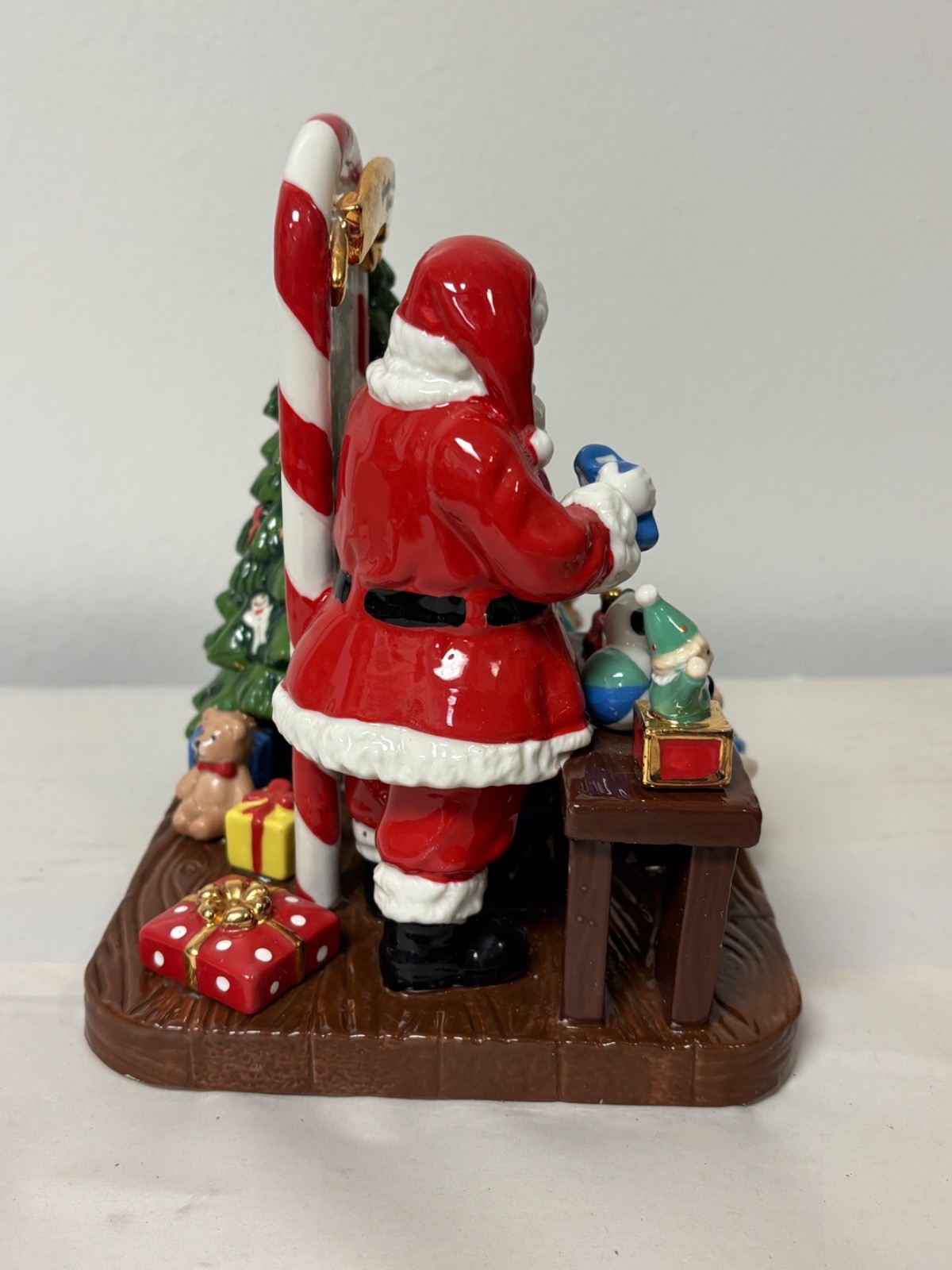 2011 Royal Doulton Holiday “Santa’s Toy Testing” Limited Edition 3386/4500