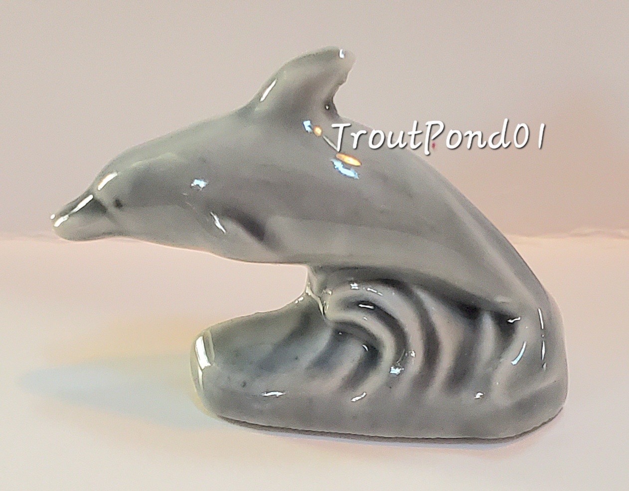 Wade Whimsies Dolphin Tom Smith Party Crackers Sealife Gray Porcelain Figurine