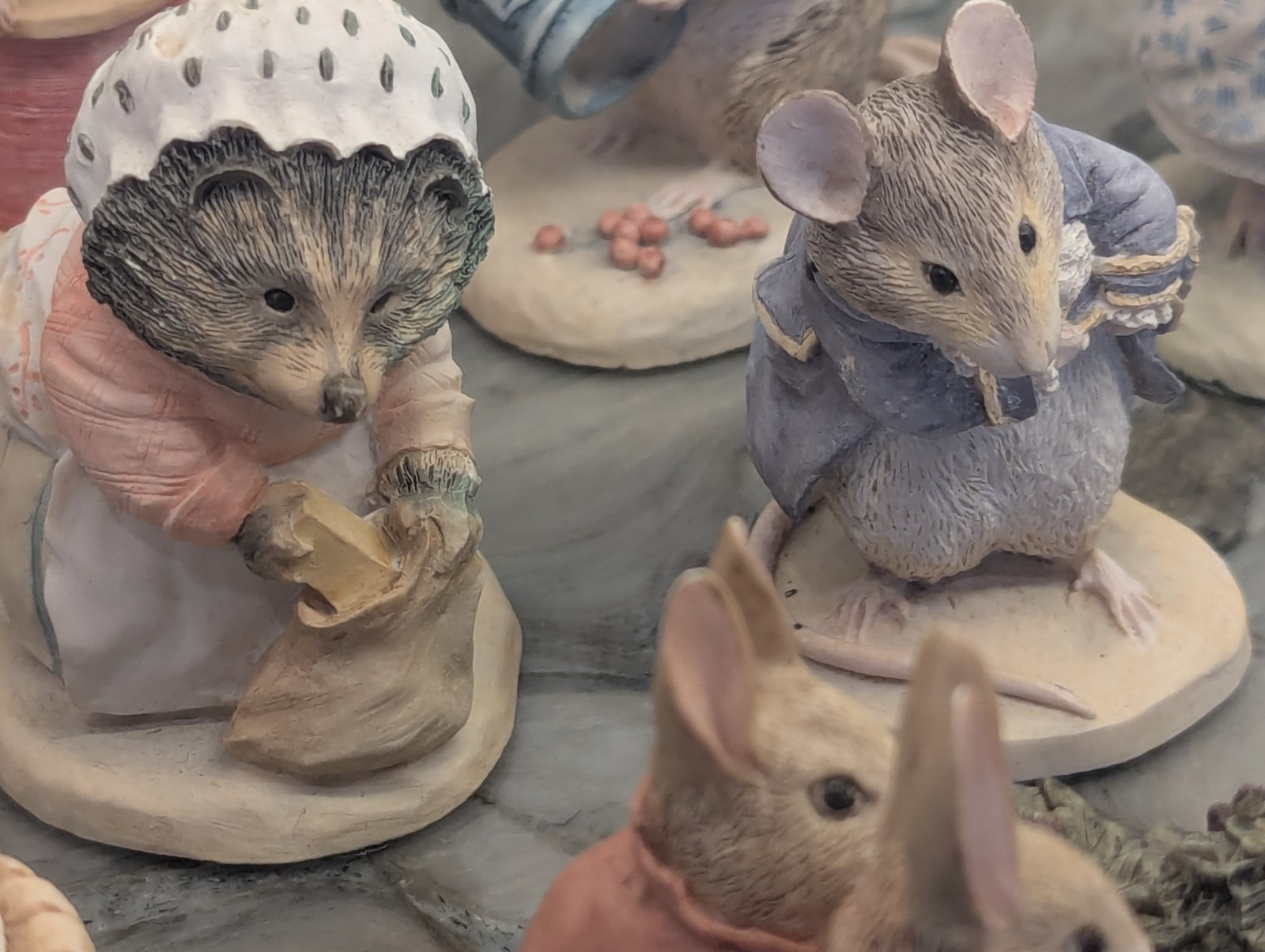 “Lot of 10 Border Fine Arts Beatrix Potter Figurines”