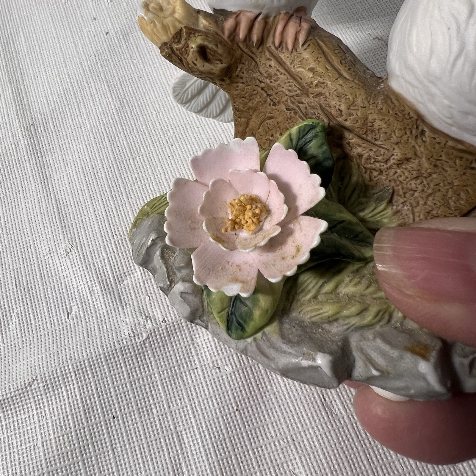Beautiful Vintage Double Doves Porcelain Collectible Figurine.