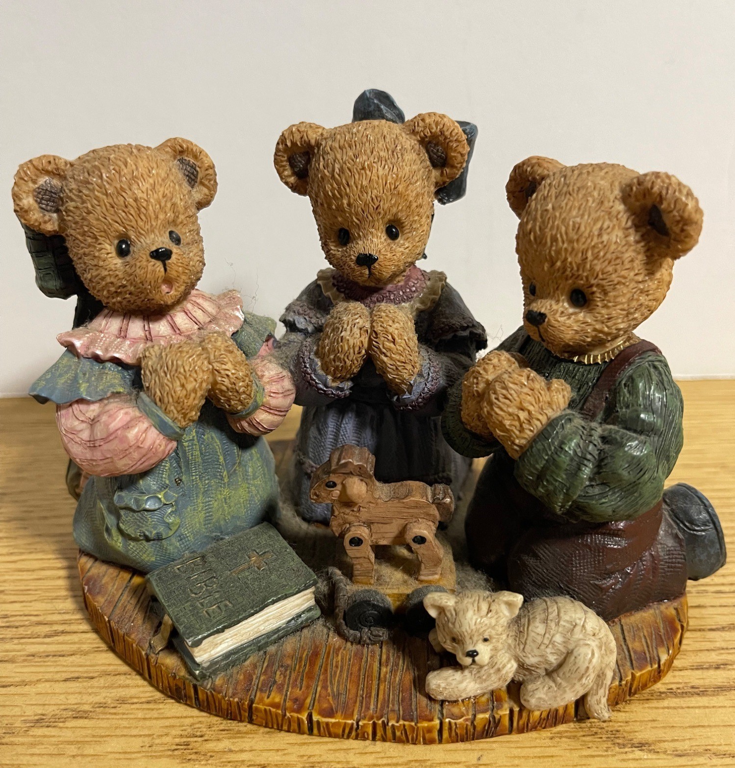 Young Treasures Of The Heart Collection Praying Bear Family Figurine Christian