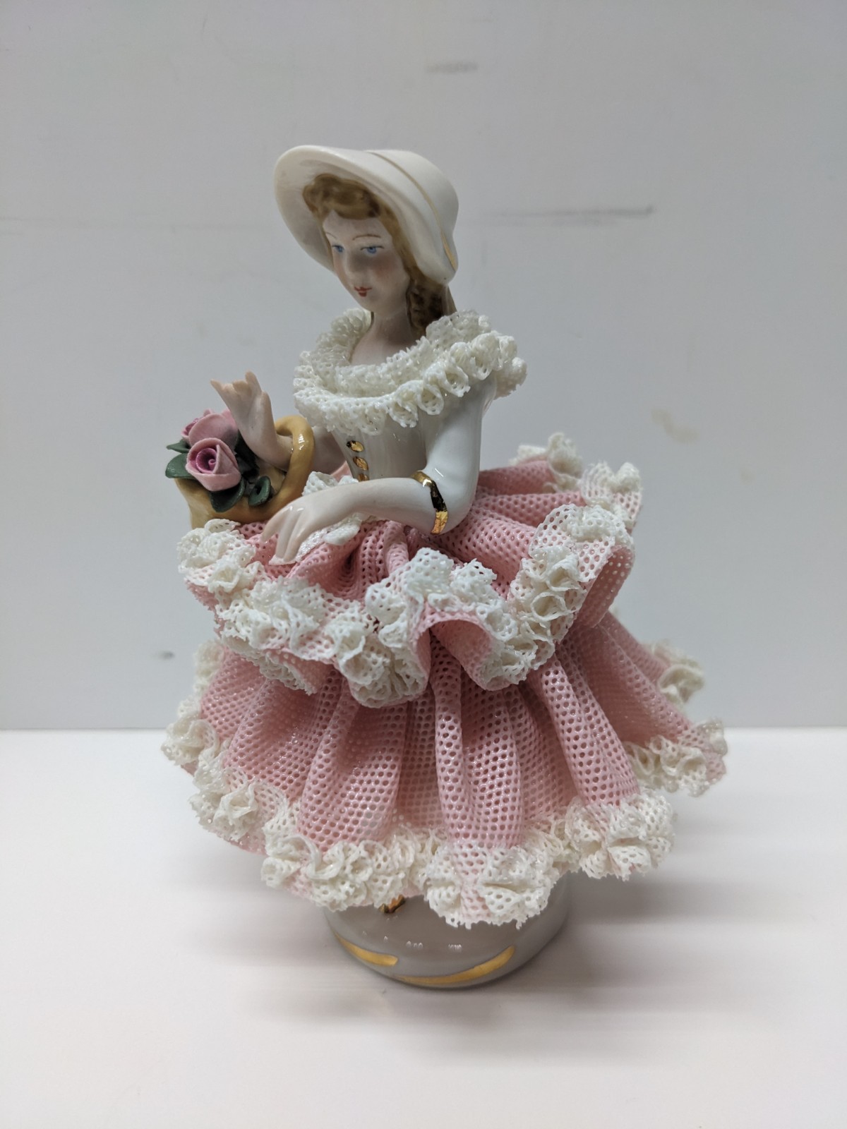 VTG Dresden Style Porcelain Lace Lady Figurine Pink Dress w/ Flower Basket