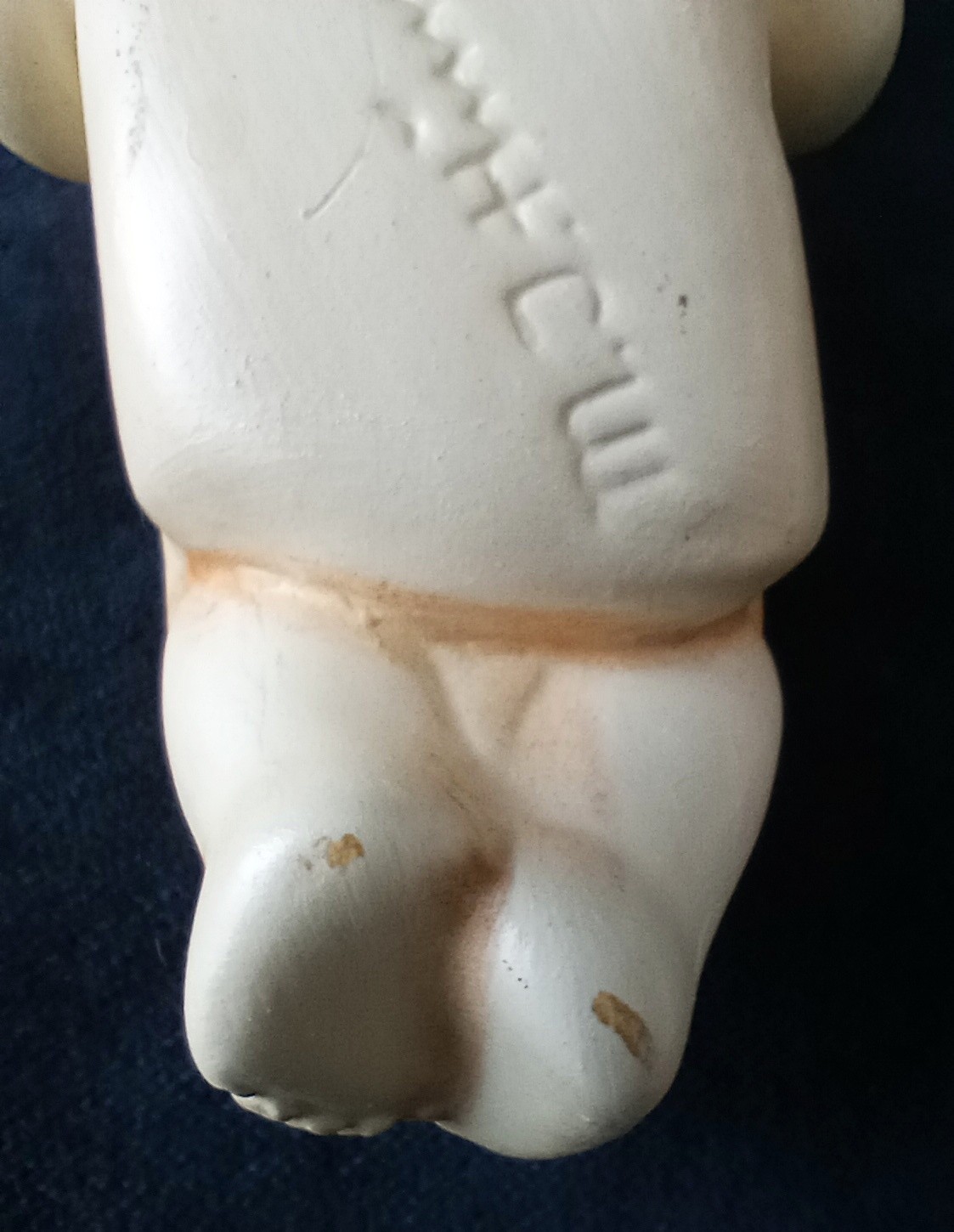 MJ Hummel 5″ Long Baby Jesus with Full Bee Western Germany 1950 – 1959 Ceramic
