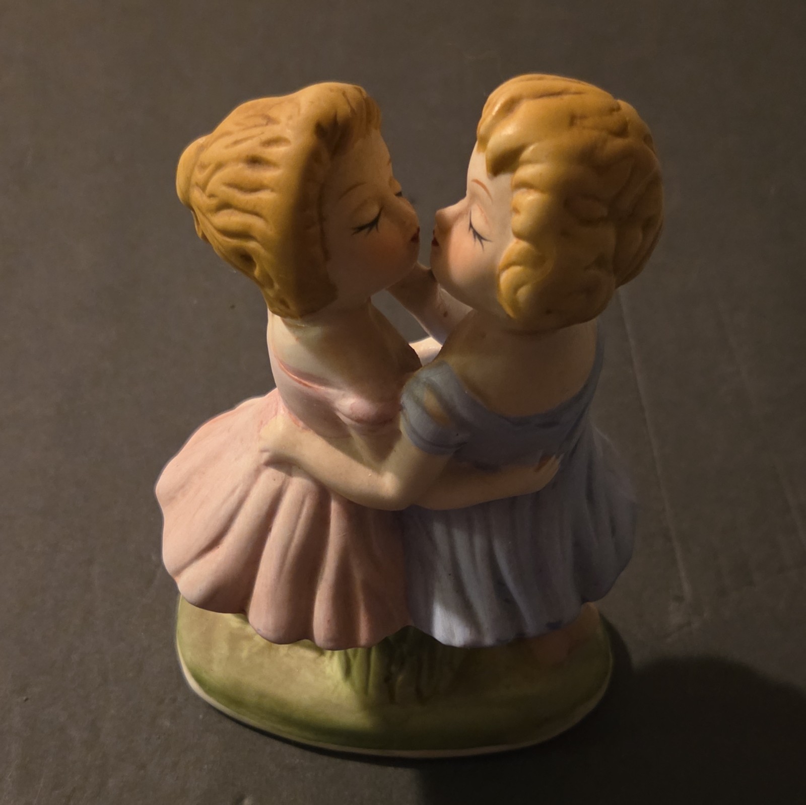 Coast Painted Ceramic Girls Kissing Figurine Multicolor Romantic People Theme