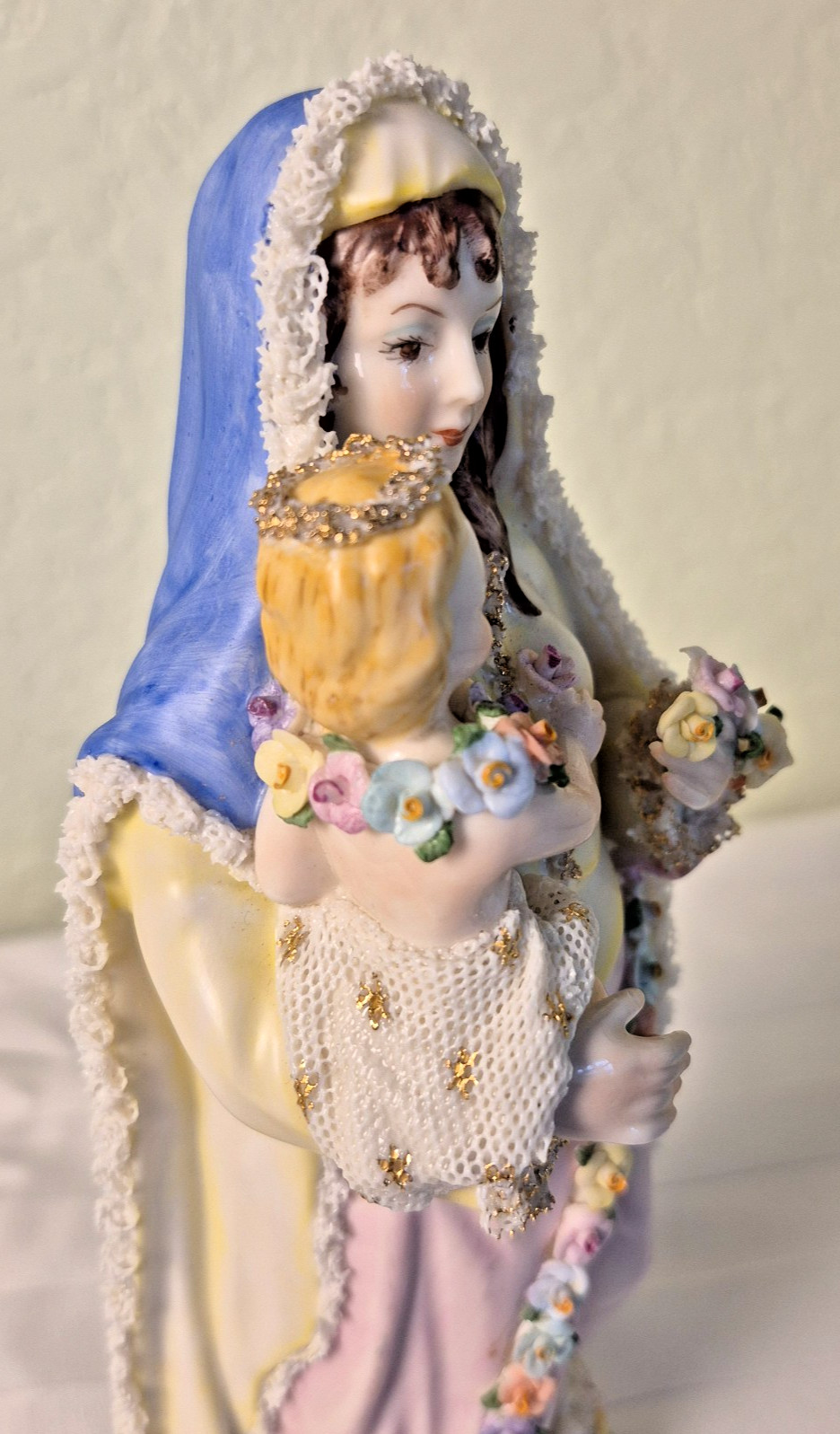 Vtg MZ Irish Dresden Madonna of the Roses Ireland Mary Baby Jesus Figurine
