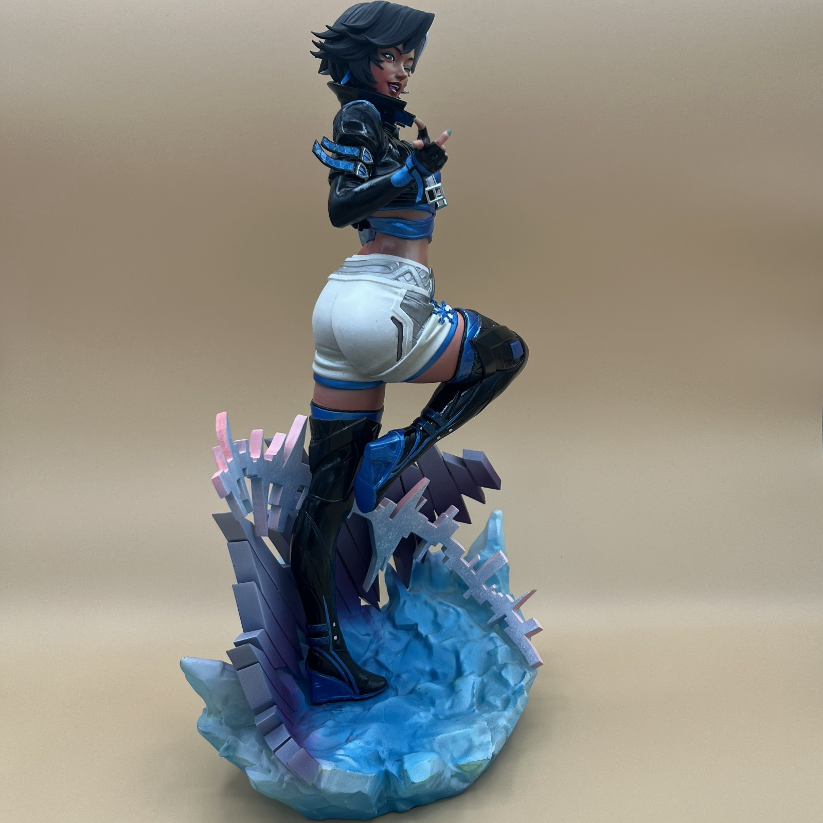 Luna Snow Marvel Rivals Hand‑Painted Figurine/Statue/Model/Shelf/Room Decor