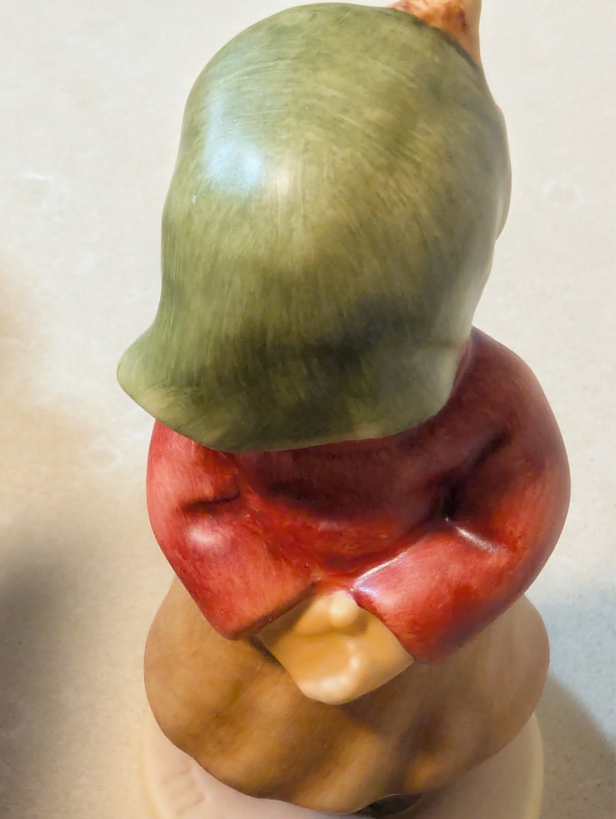 goebel hummel figurine #2181, “Clear as a Bell”, 2002, Height approx 3.50″, TMK5