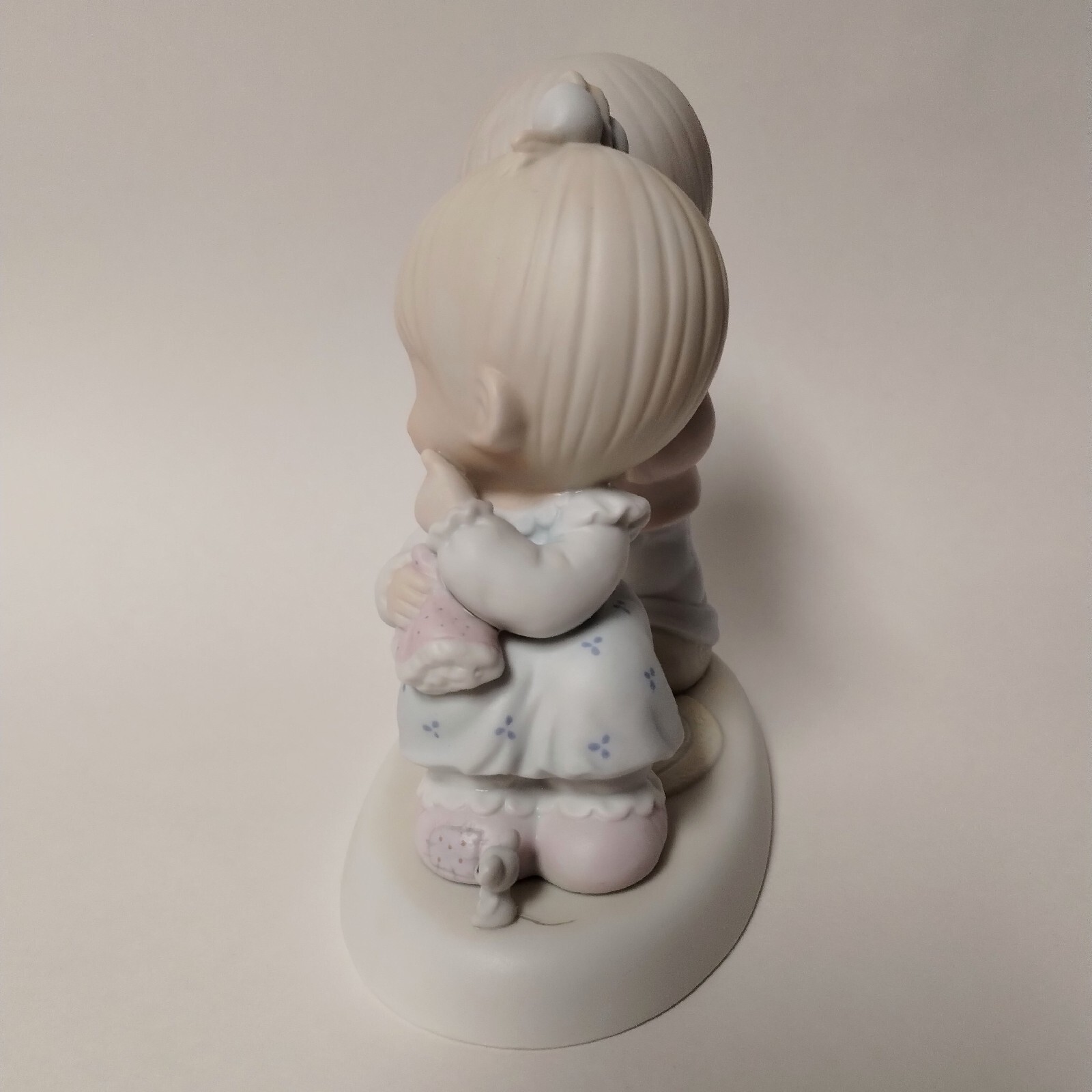 Vtg 1995 Precious Moments “My Love Blooms for You” Porcelain Figurine 521728