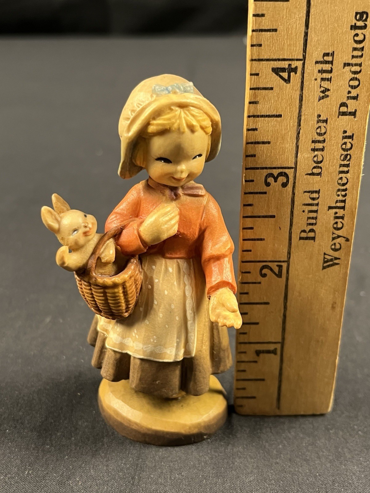 ANRI 4 Inch WOOD CARVED FIGURINE FROM ITALY “Welcome Girl”