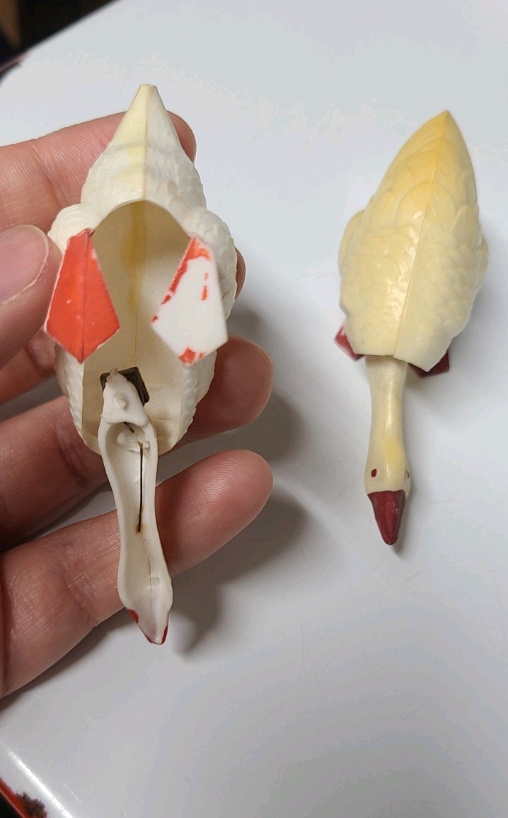 Vintage White Goose Figurine Red Beak & Feet Bobblehead by S.A. Reider & Co