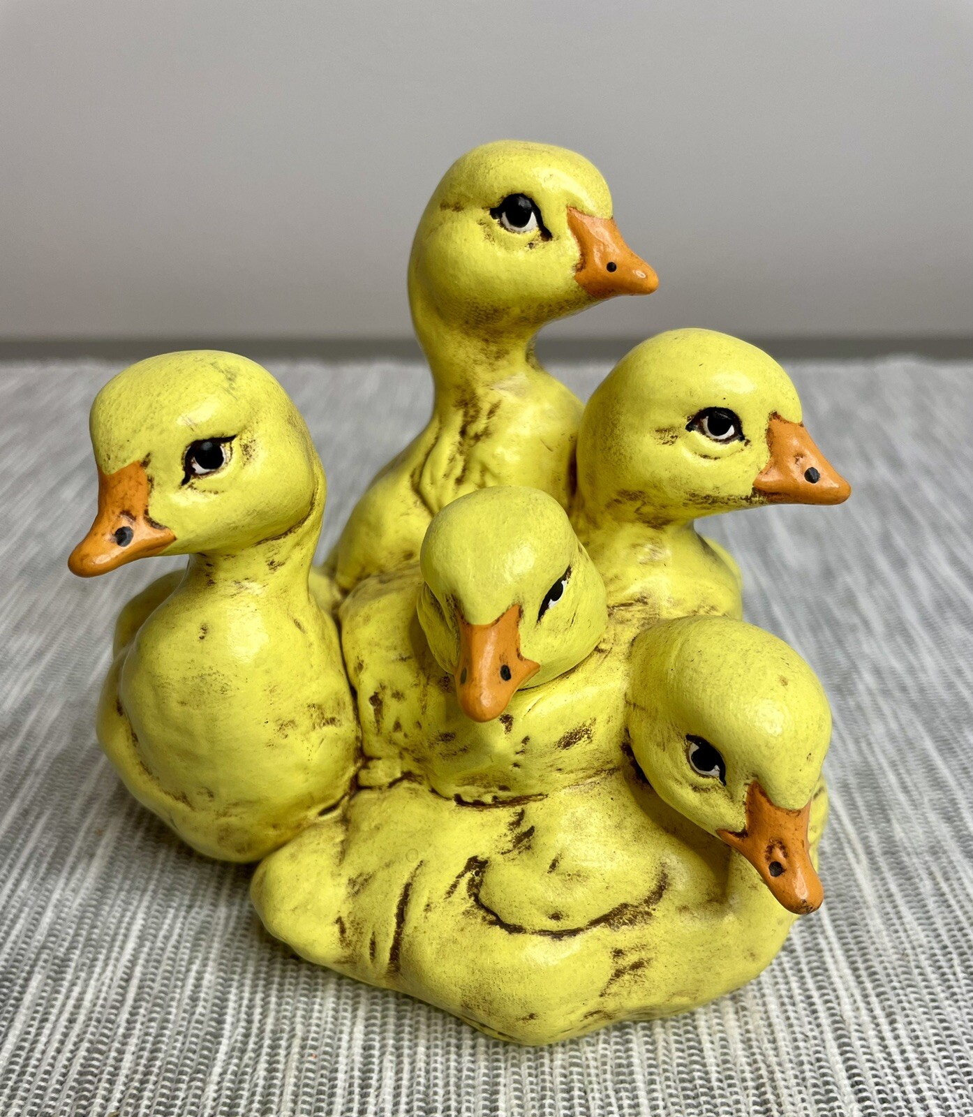 5 Ducklings 1973 Holland Mold porcelain hand painted 3 1/2 inches tall