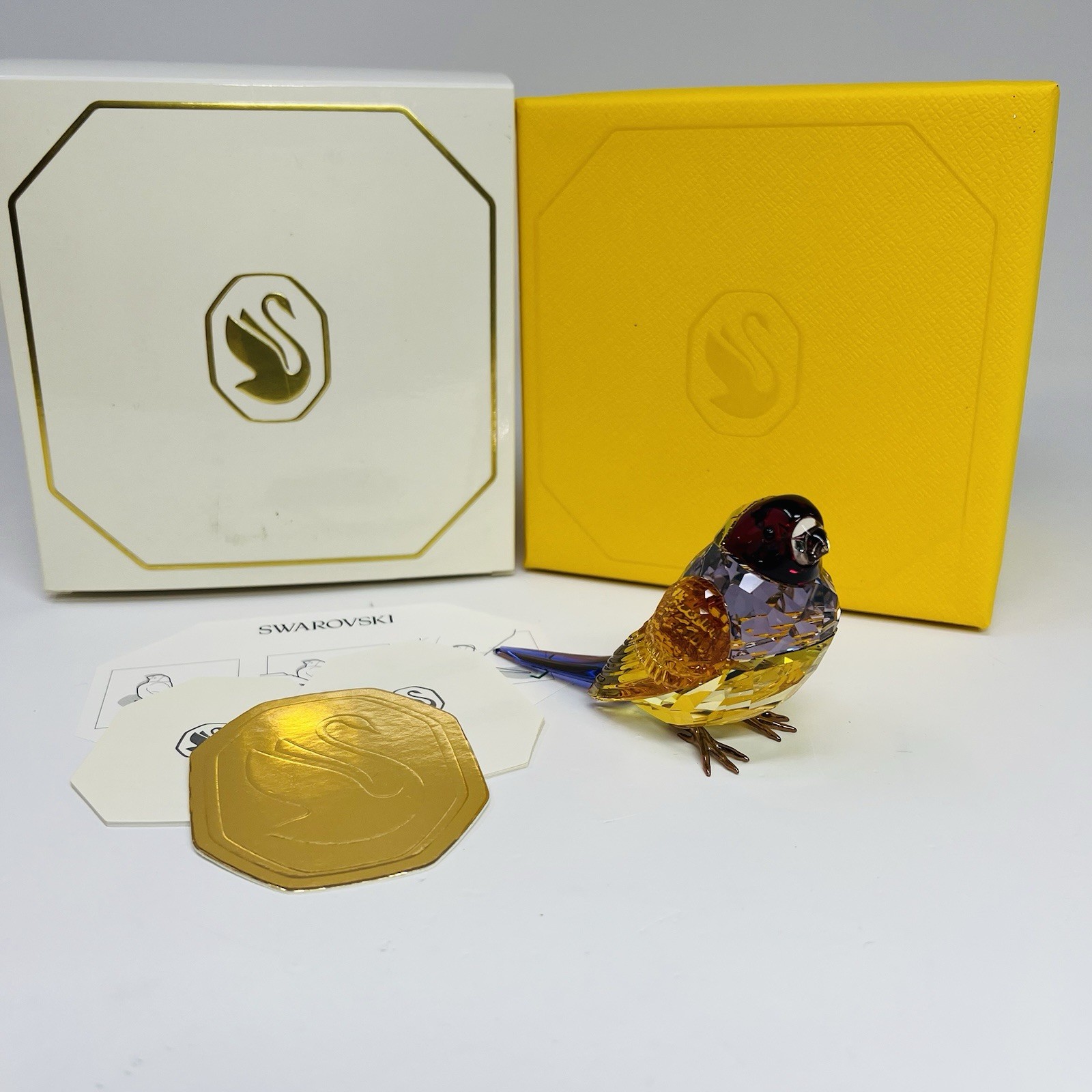SWAROVSKI Crystal SCS 2024 GOULIDAN FINCH LARGE Figurine 5689265